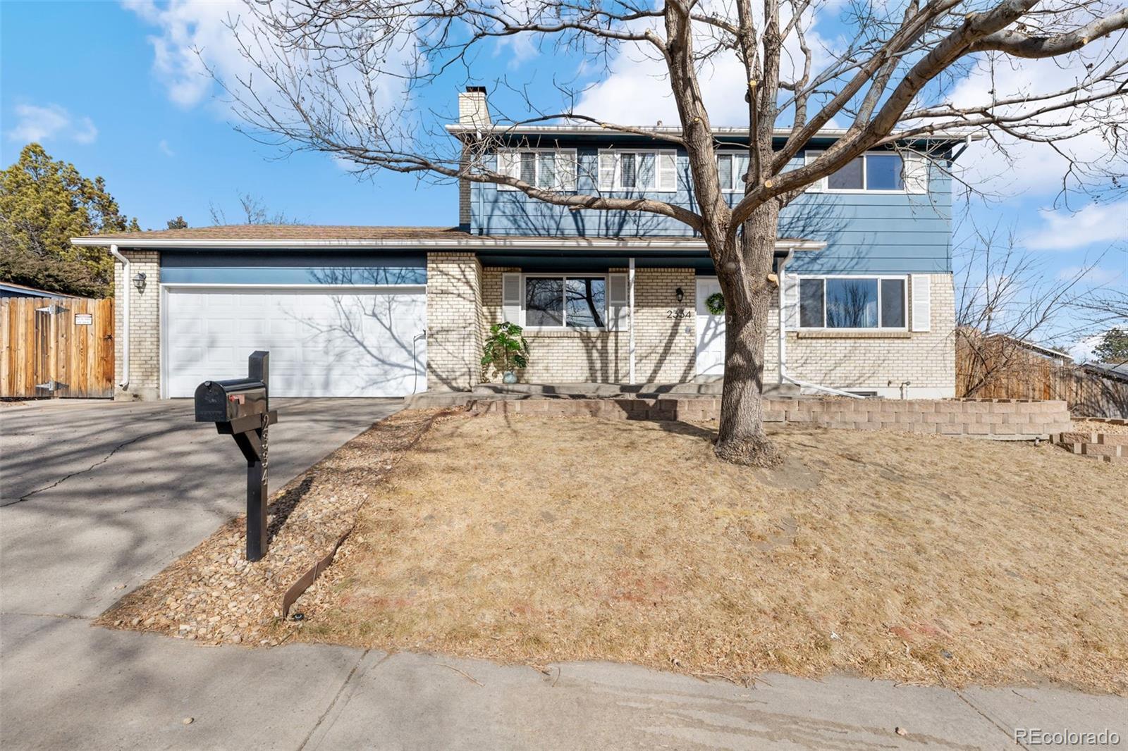 Country Village Estates Lakewood Home | MLS #: 35079122334 S Hoyt Street, Lakewood Beds: 4 Baths: 3 Price: $749,000
