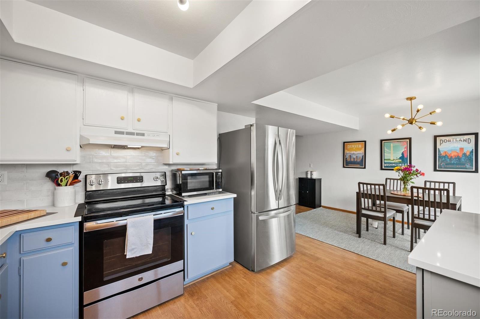  Centennial Condo / Townhome | MLS #: 33558974367 E Maplewood Way , Centennial Beds: 3 Baths: 2 Price: $395,000
