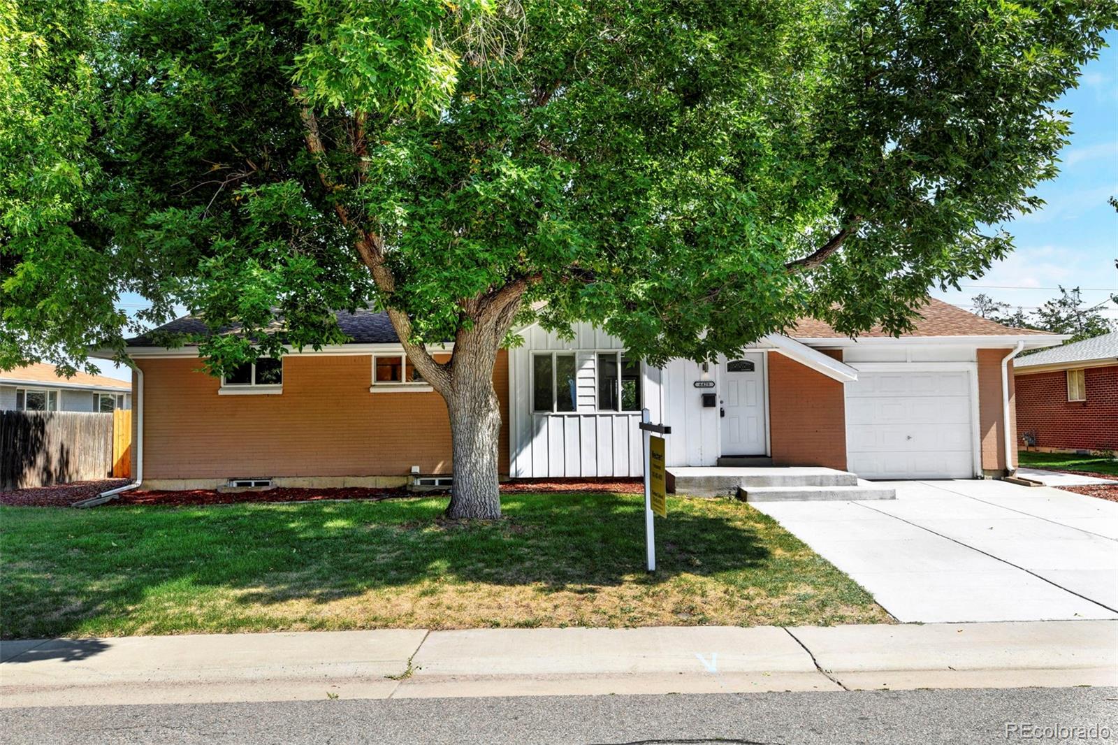 6428 s steele street, Centennial sold home. Closed on 2026-04-27 for $570,000.