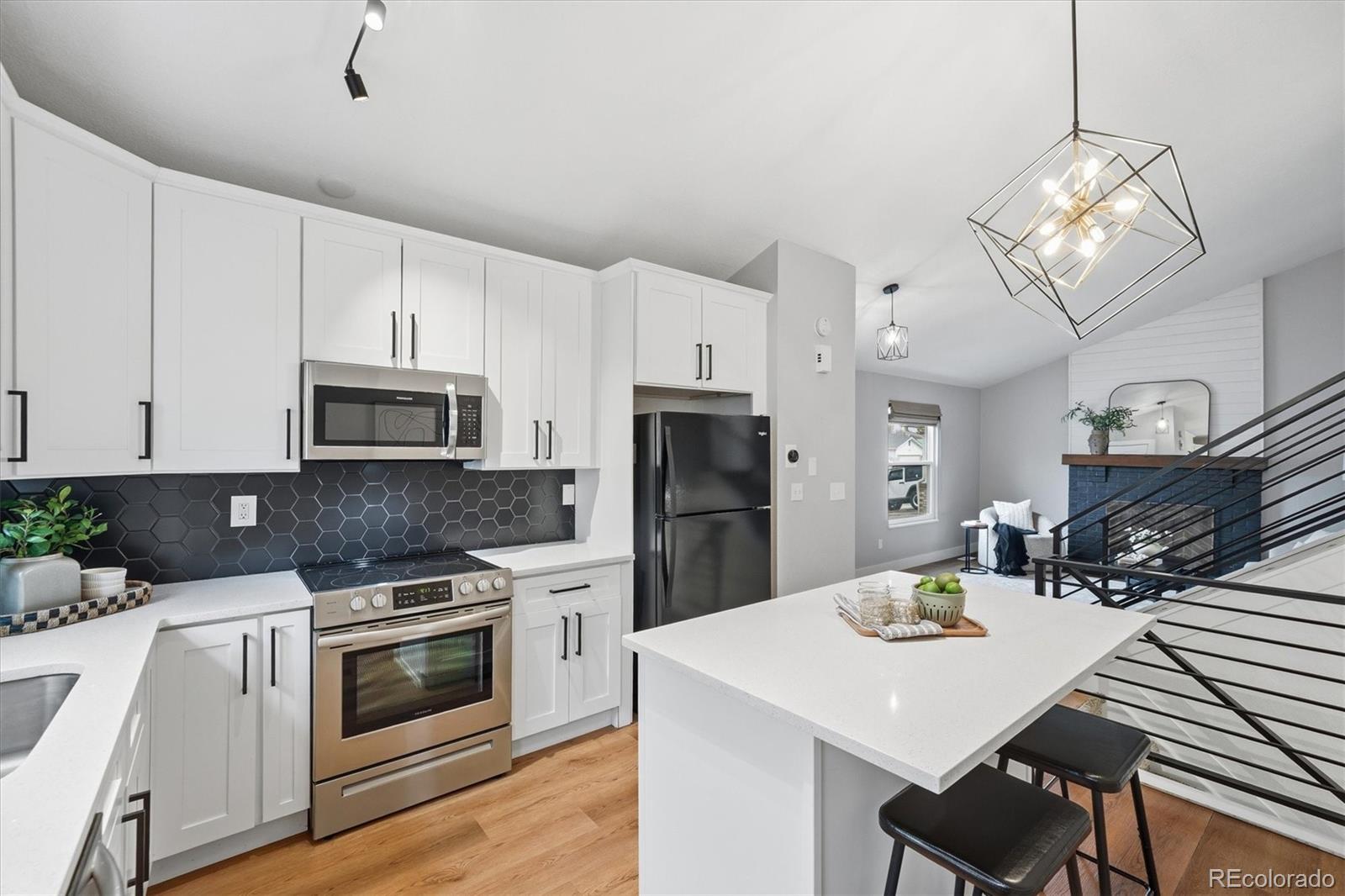  Morrison Home | MLS #: 60875224800 S Tabor Street, Morrison Beds: 4 Baths: 2 Price: $515,000