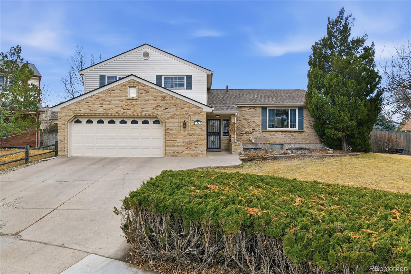 1542 e mineral place, Centennial sold home. Closed on 2026-04-17 for $685,000.