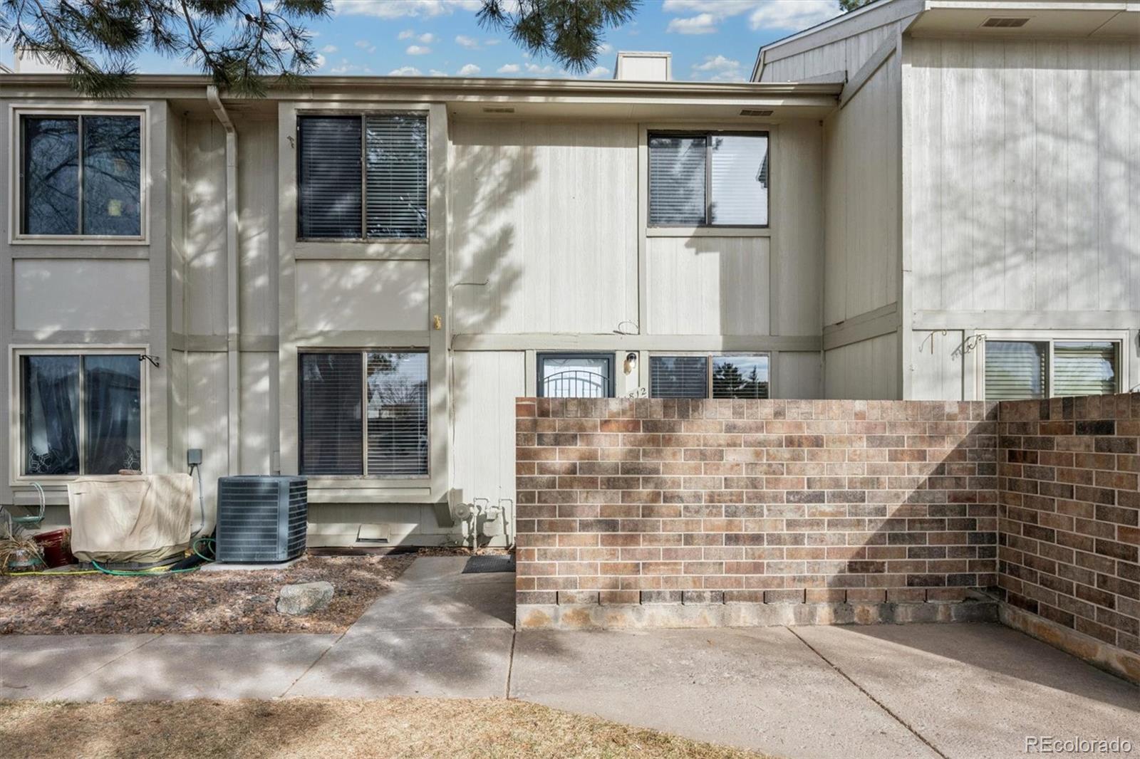 Parkside Thornton Condo / Townhome | MLS #: 91188581812 W 102nd Avenue , Thornton Beds: 2 Baths: 3 Price: $349,900