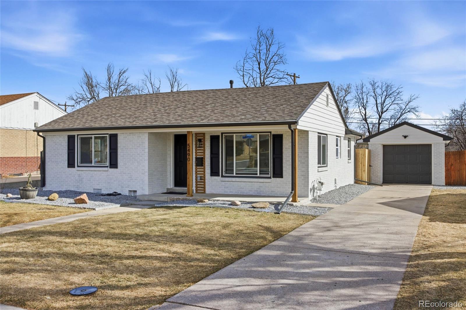 5490  garrison street, Arvada sold home. Closed on 2026-03-23 for $485,000.