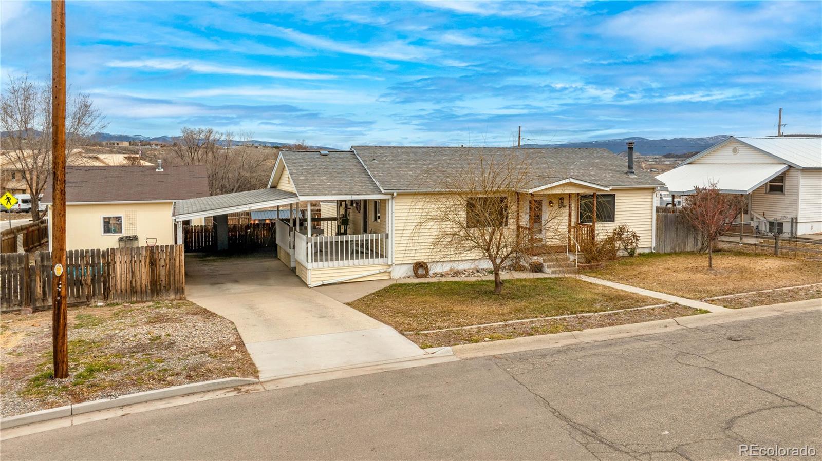 236 ash avenue , Rifle sold home. Closed on 2026-04-29 for $430,000.