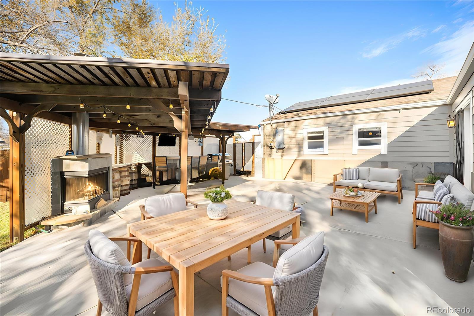 University Hills Denver Home | MLS #: 96819963445 S Holly Street, Denver Beds: 3 Baths: 2 Price: $650,000
