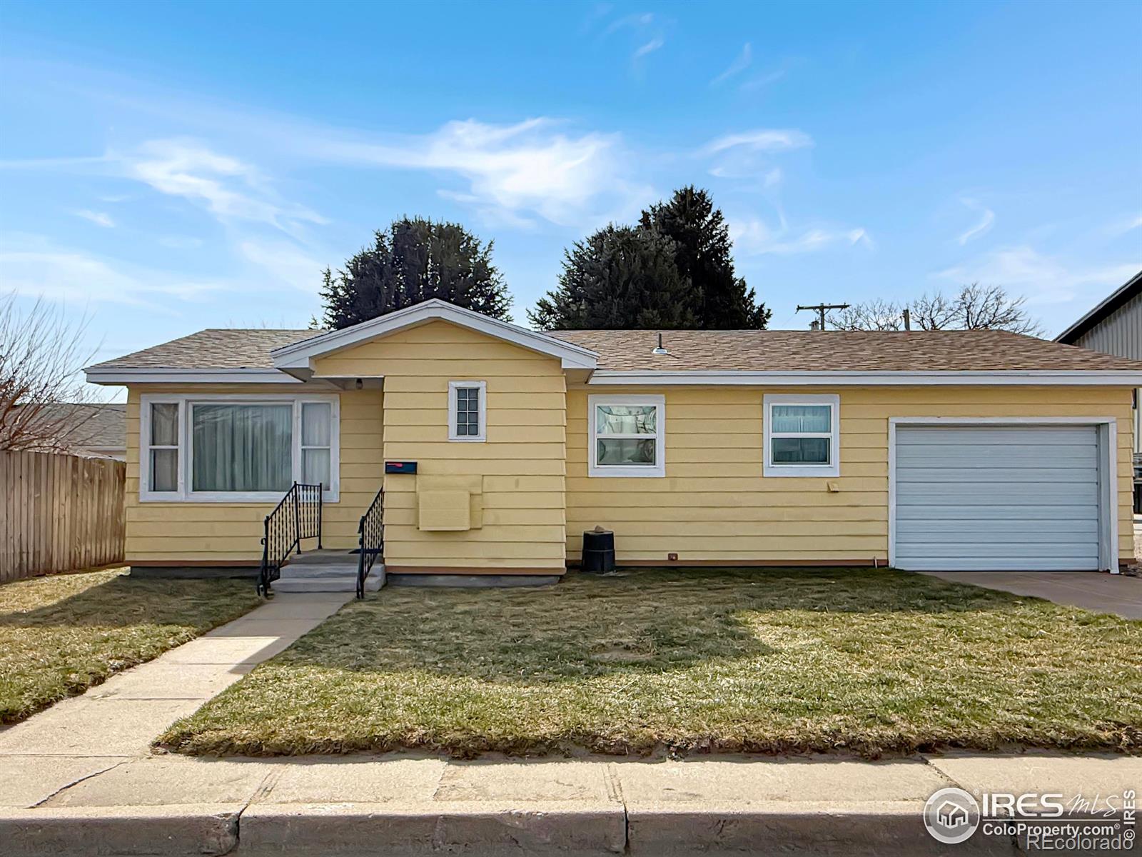126 e bignel street, Holyoke sold home. Closed on 2026-03-20 for $143,000.