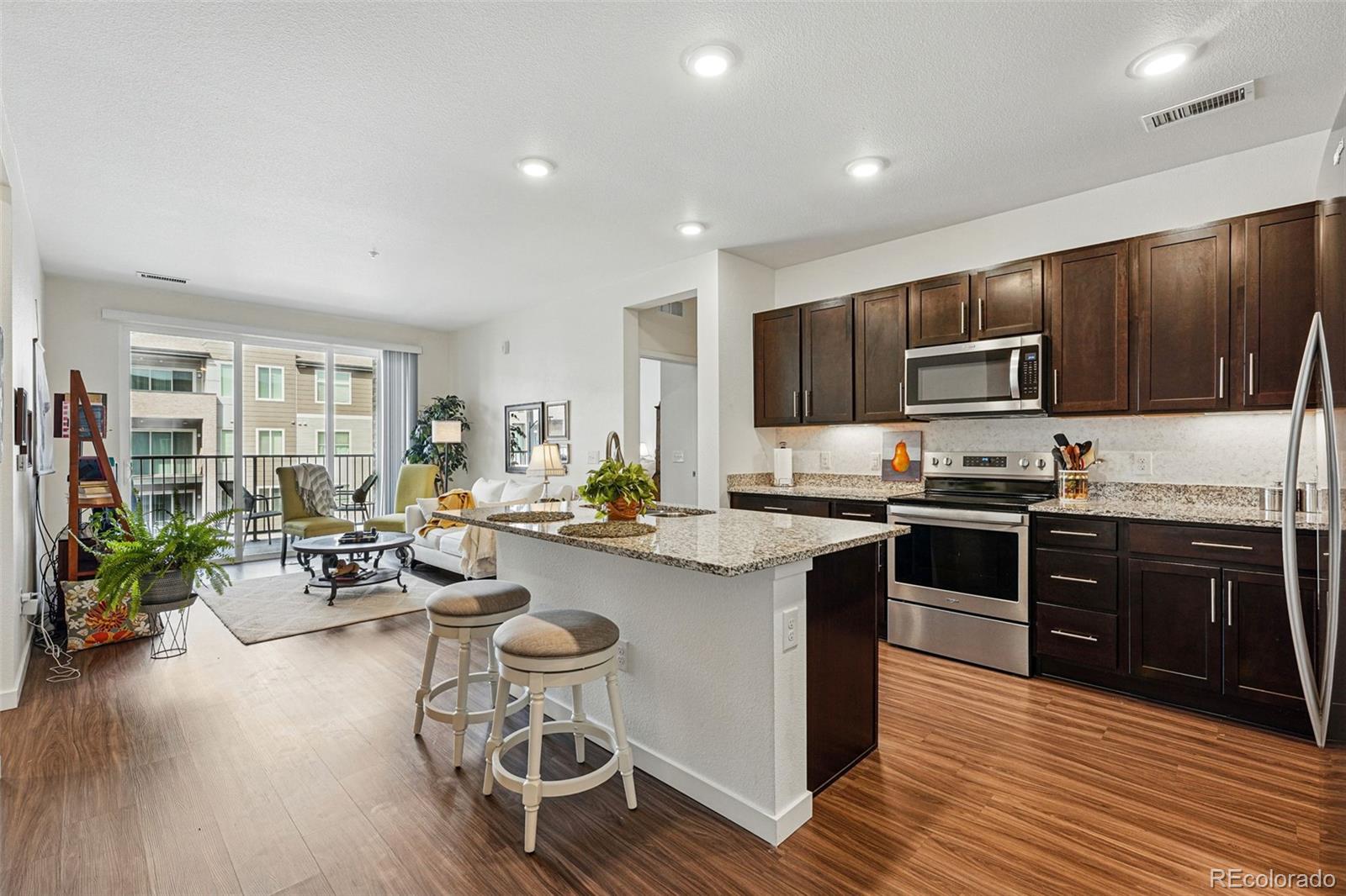  Centennial Condo / Townhome | MLS #: 4863690480 E Fremont Place 308, Centennial Beds: 2 Baths: 2 Price: $377,500