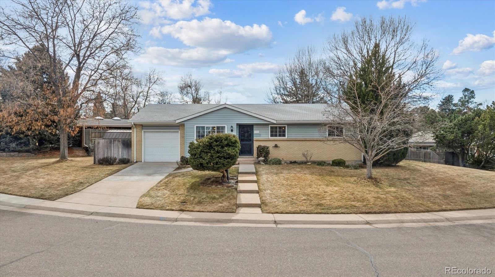 3512 e lake way, Centennial sold home. Closed on 2026-03-27 for $539,000.