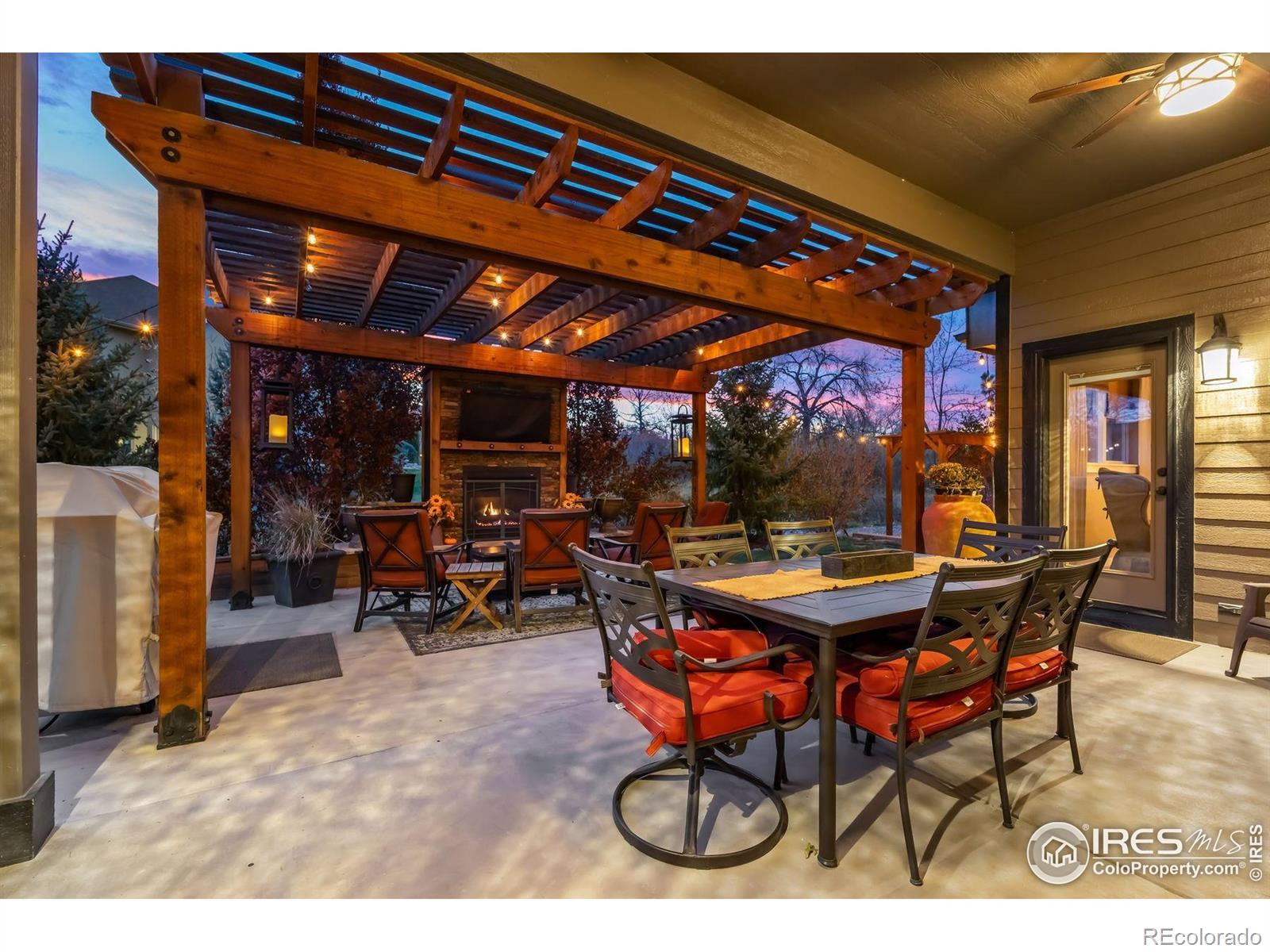 Mariana Cove Loveland Home | MLS #: 4567891052158613  Cove Drive, Loveland Beds: 4 Baths: 4 Price: $1,074,900