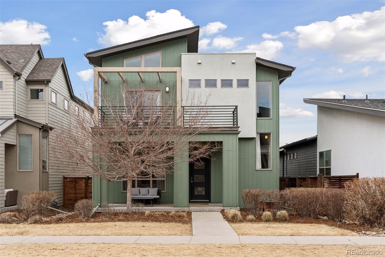 Central Park Denver Home | MLS #: 25518818785 E 55th Avenue, Denver Beds: 4 Baths: 4 Price: $775,000