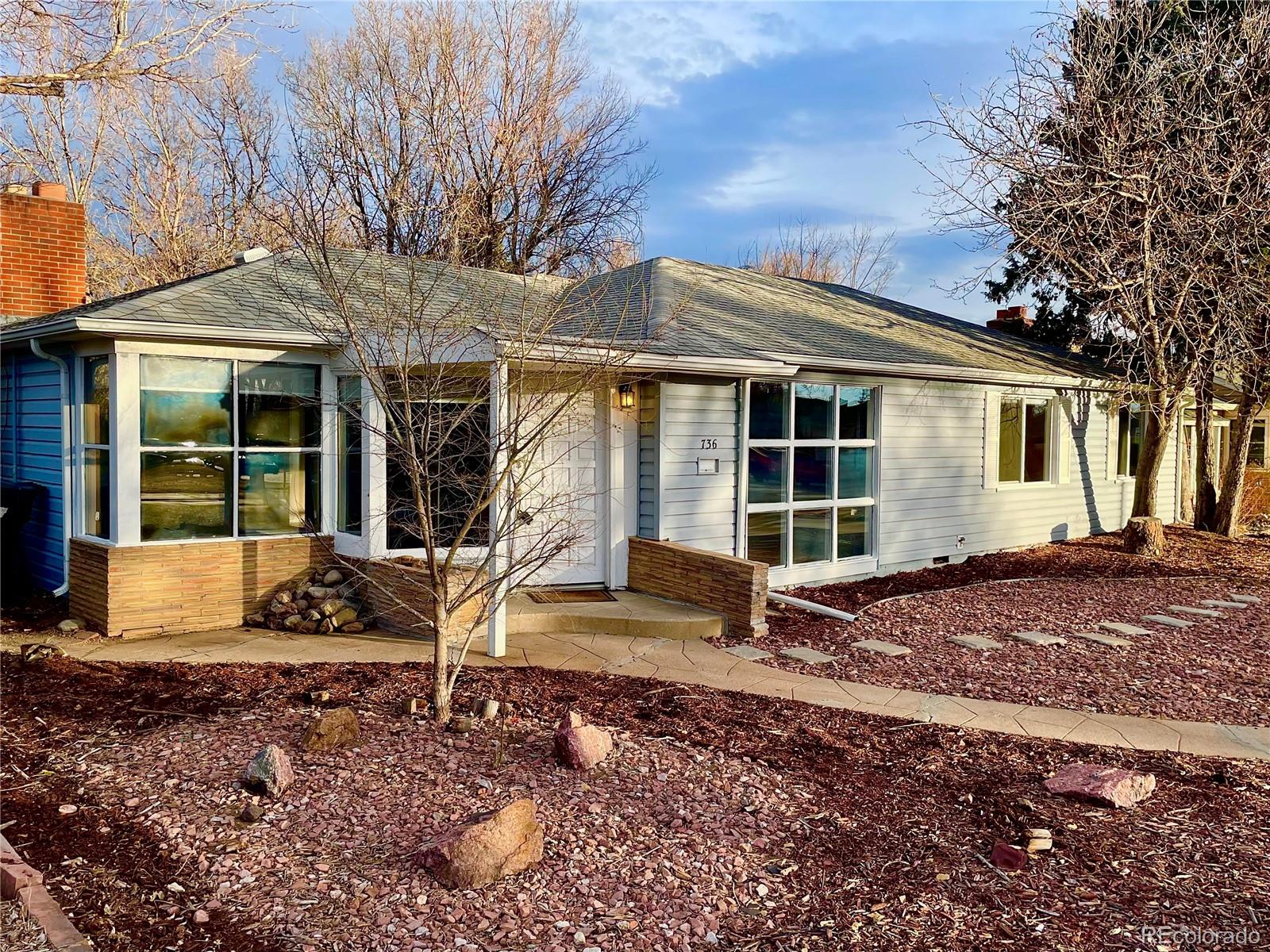 736  fulton street, Aurora sold home. Closed on 2026-04-03 for $390,000.
