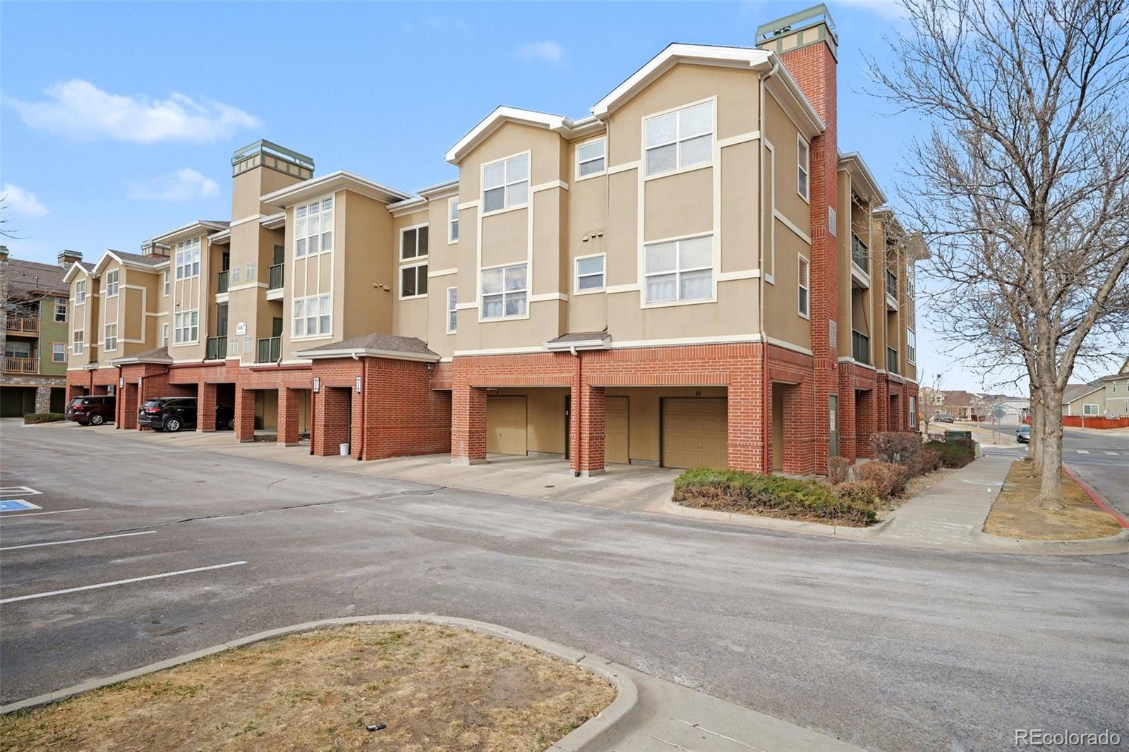  Englewood Condo / Townhome | MLS #: 85738078467  Canyon Rim Circle 302, Englewood Beds: 3 Baths: 2 Price: $335,000