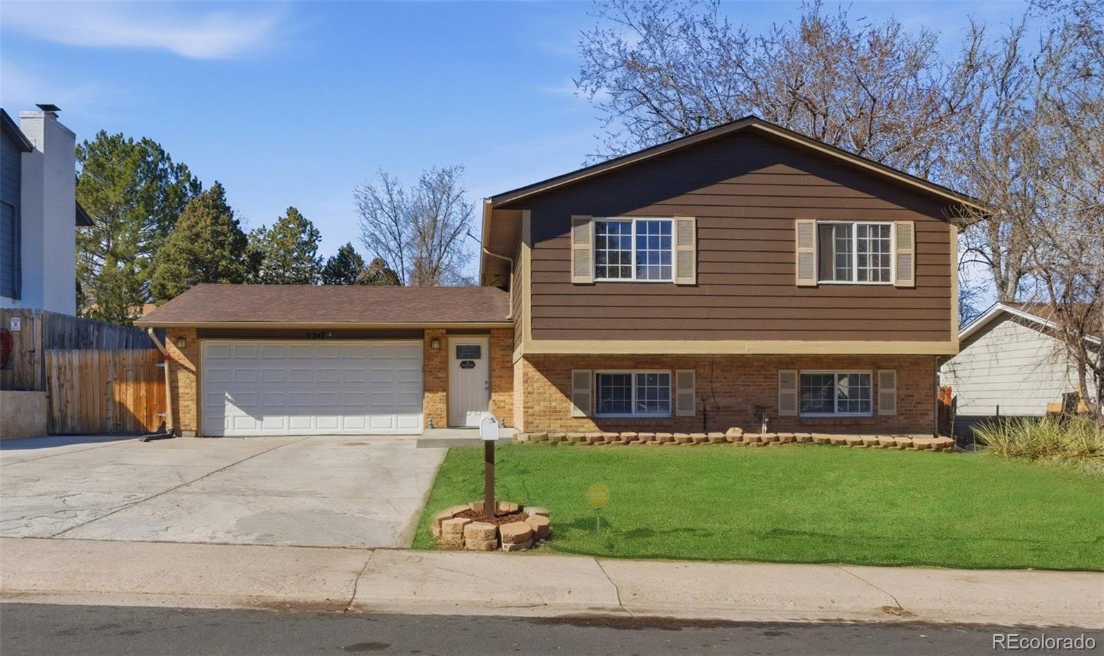 3247 s ensenada way, Aurora sold home. Closed on 2026-04-28 for $480,000.