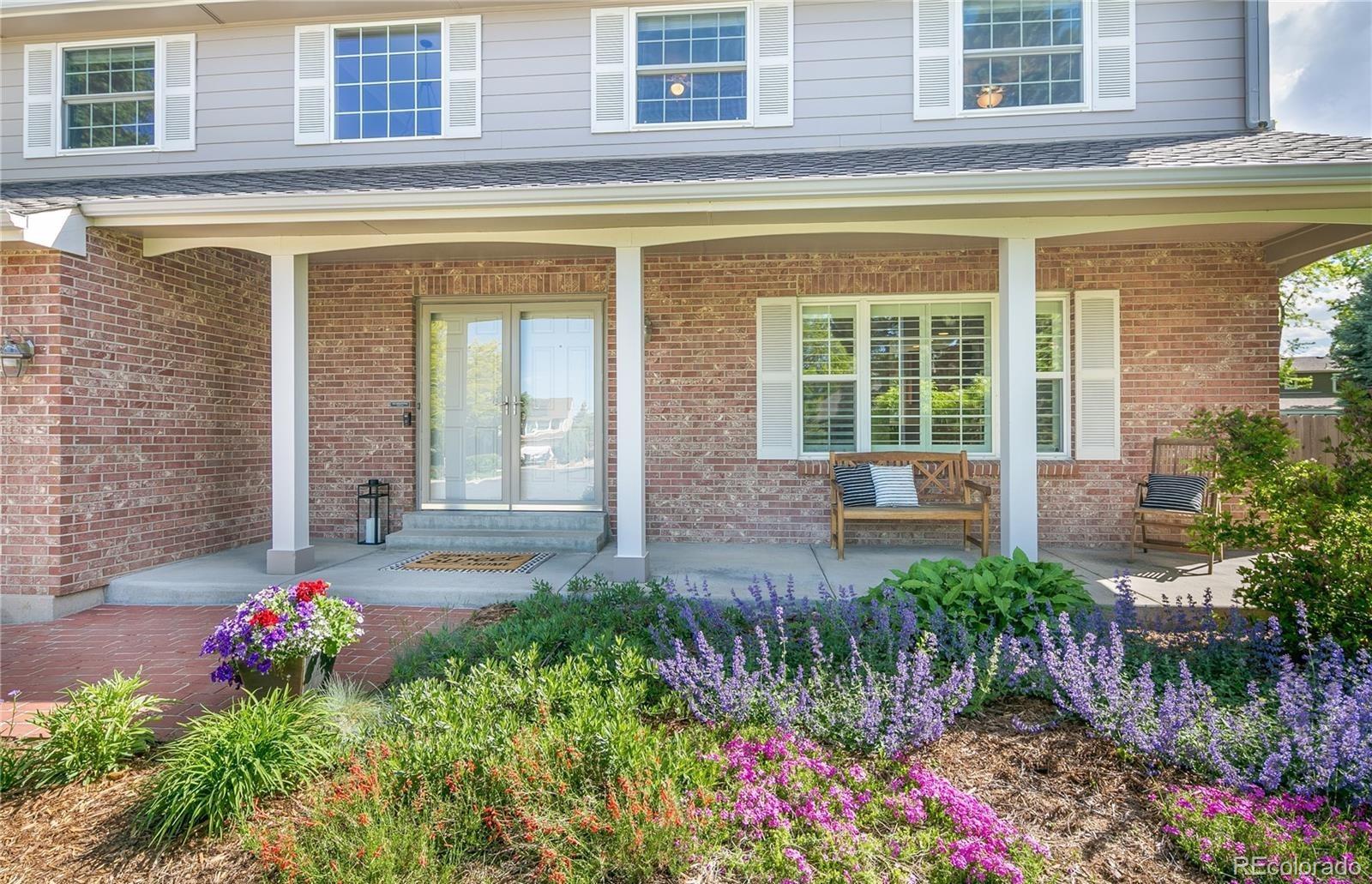 8235 s jackson street, Centennial sold home. Closed on 2026-05-21 for $900,000.