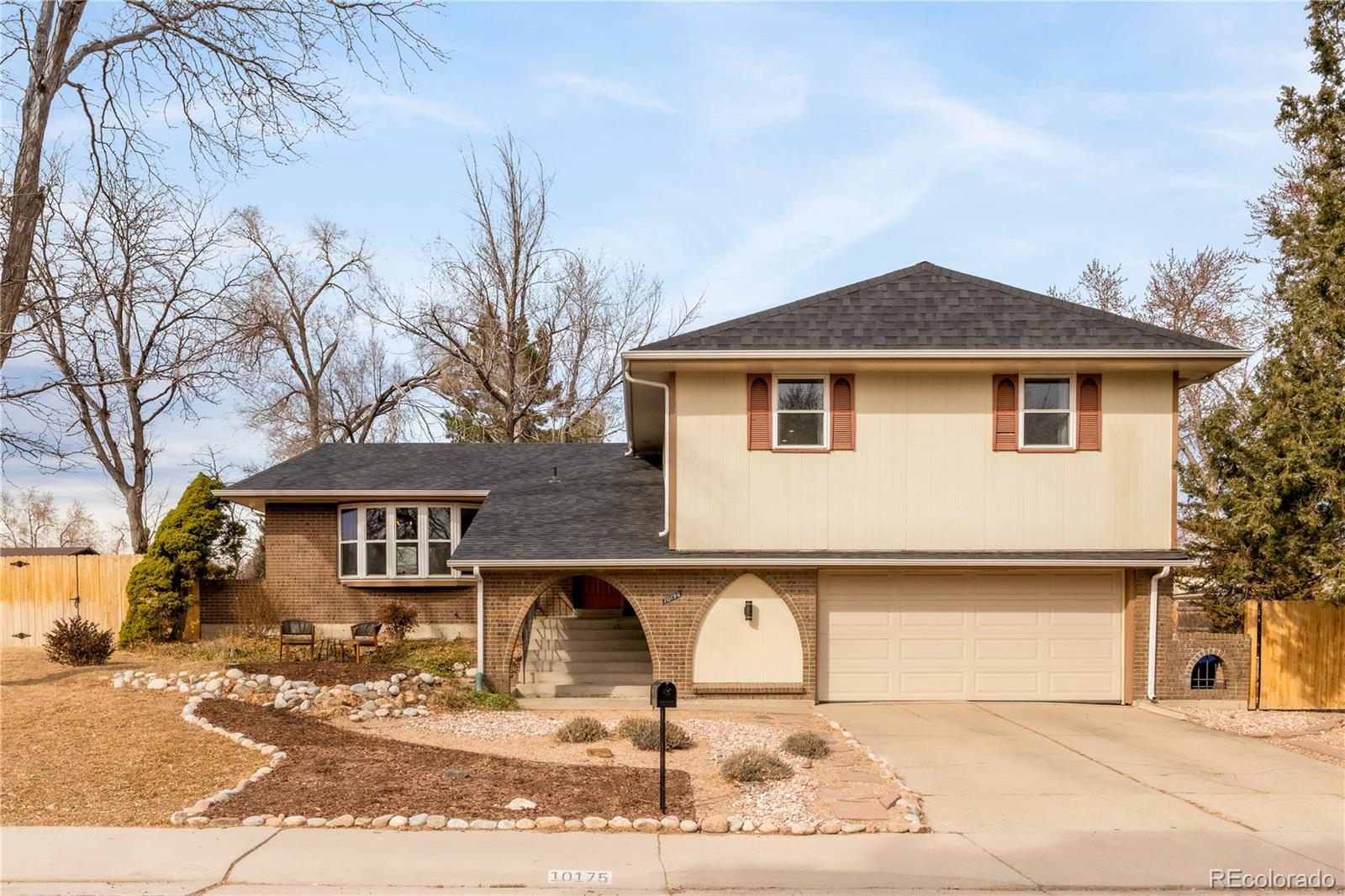 10175 w hawaii place, Lakewood sold home. Closed on 2026-03-31 for $775,000.