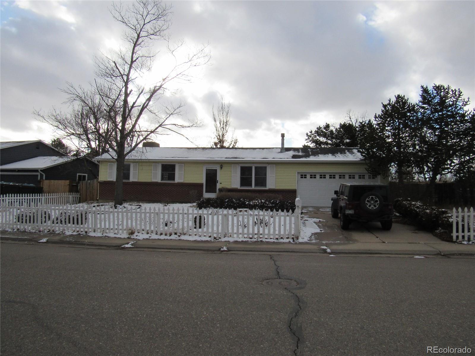 Meadowood Aurora Home | MLS #: 79936442819 S Memphis Street, Aurora Beds: 3 Baths: 2 Price: $360,000