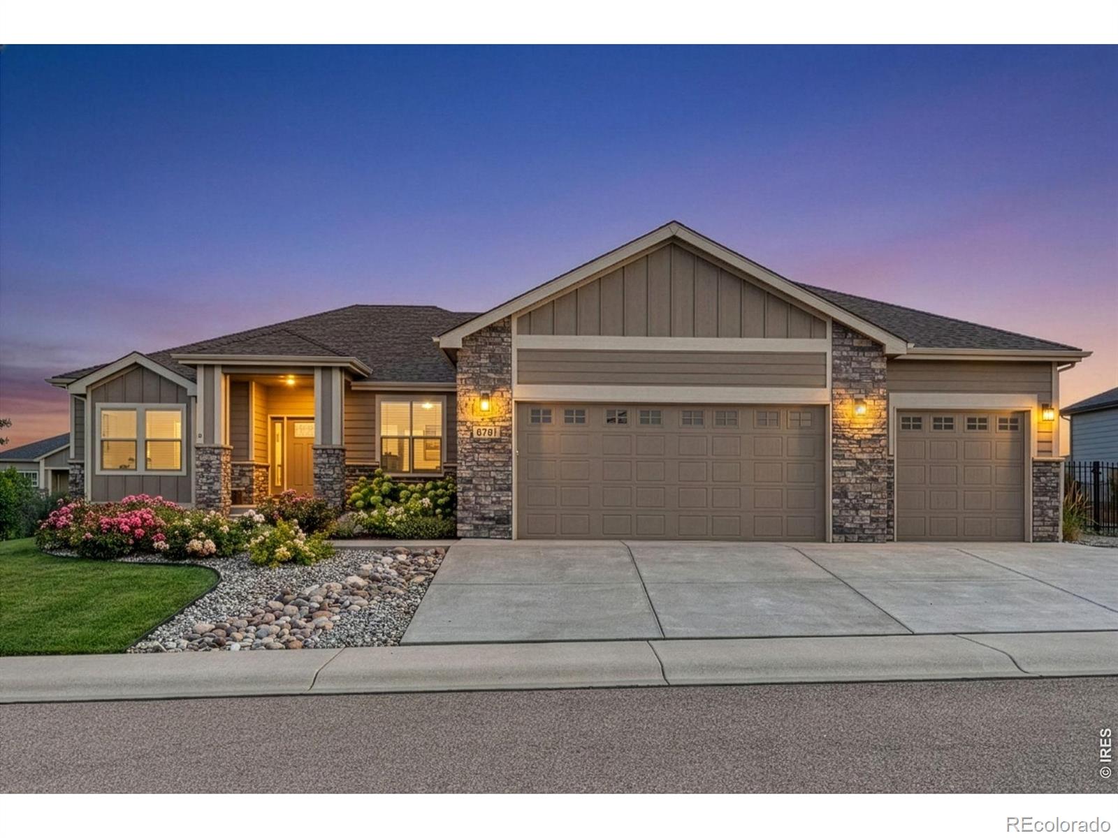 Highland Meadows Golf Course Windsor Home | MLS #: 45678910524296781  Valderrama Court, Windsor Beds: 5 Baths: 3 Price: $875,000