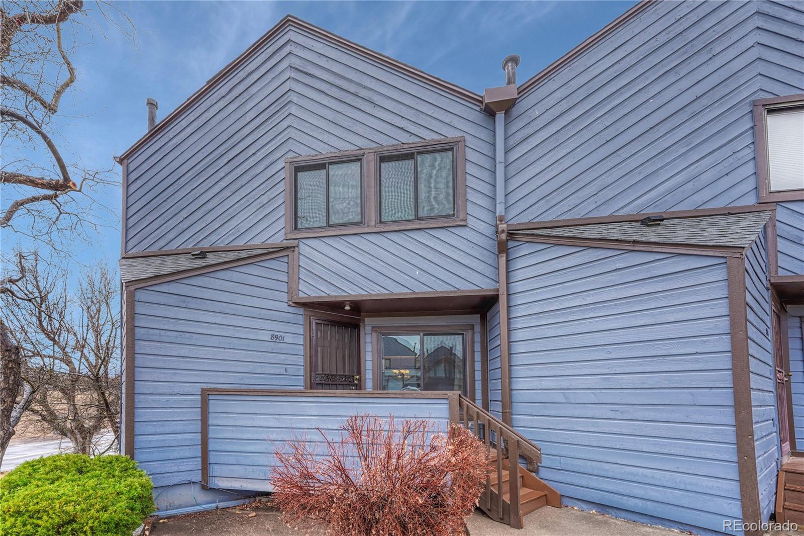  Lakewood Condo / Townhome | MLS #: 54141668901 W Yale Avenue , Lakewood Beds: 2 Baths: 3 Price: $359,900