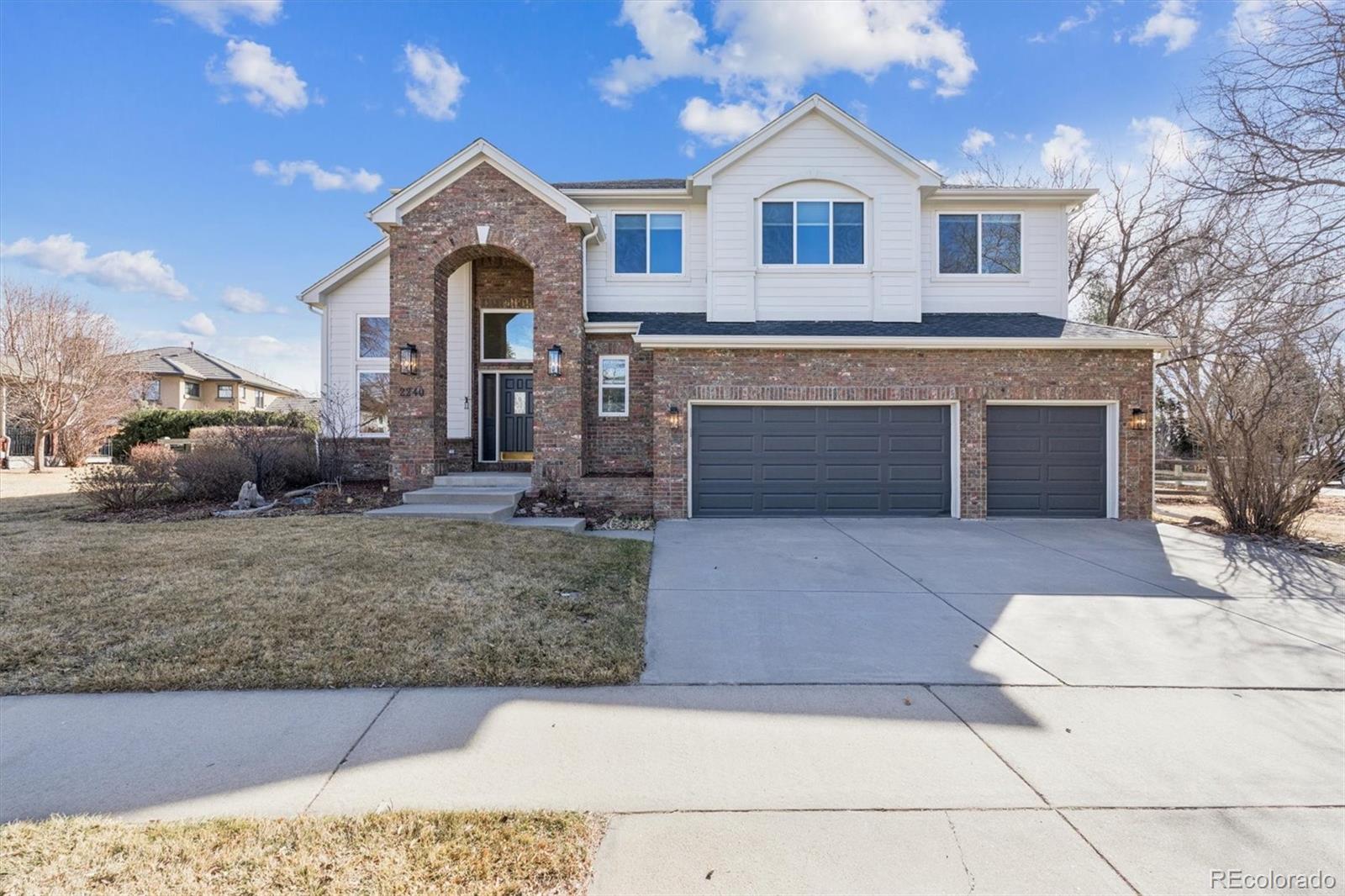Creekside Longmont Home | MLS #: 94443282240  Summitview Drive, Longmont Beds: 5 Baths: 4 Price: $945,000