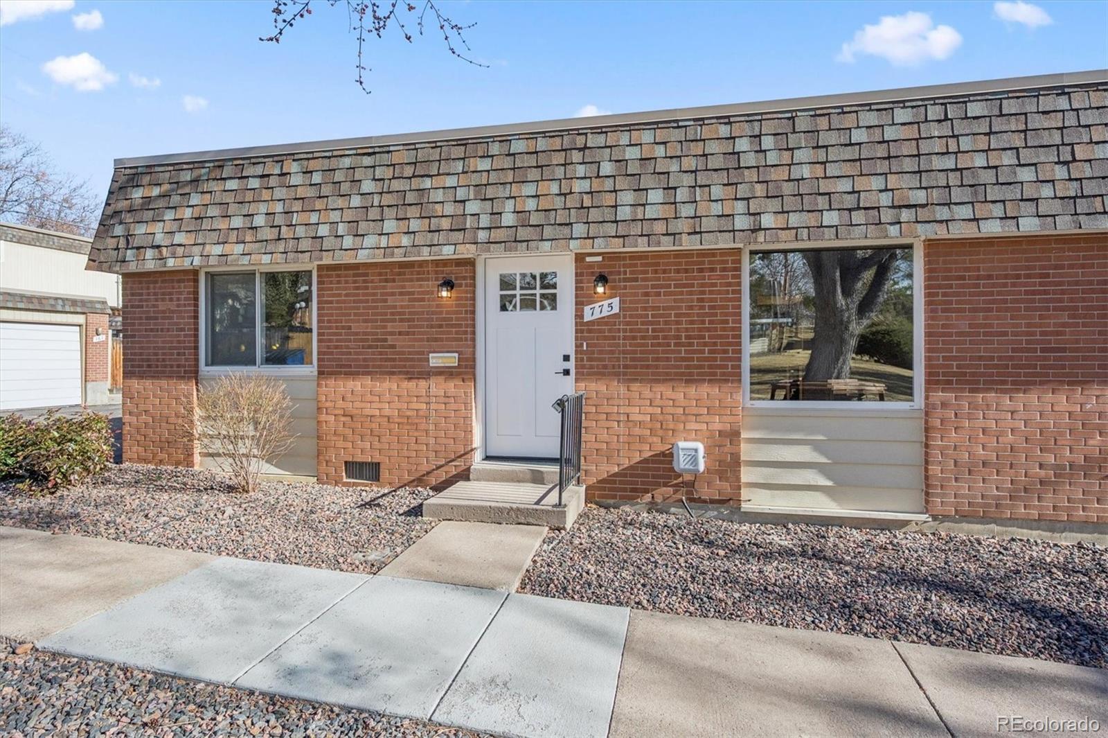 Green Mountain Lakewood Condo / Townhome | MLS #: 2021742775 S Youngfield Court , Lakewood Beds: 3 Baths: 2 Price: $429,900