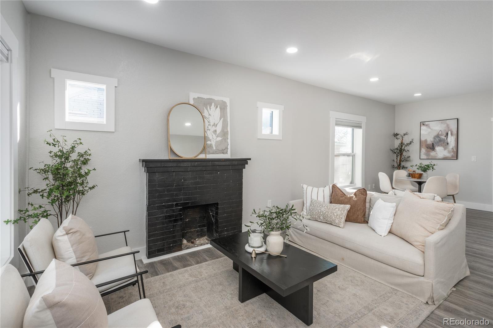 1 Denver Condo / Townhome | MLS #: 32032962339 S Acoma Street , Denver Beds: 3 Baths: 2 Price: $600,000