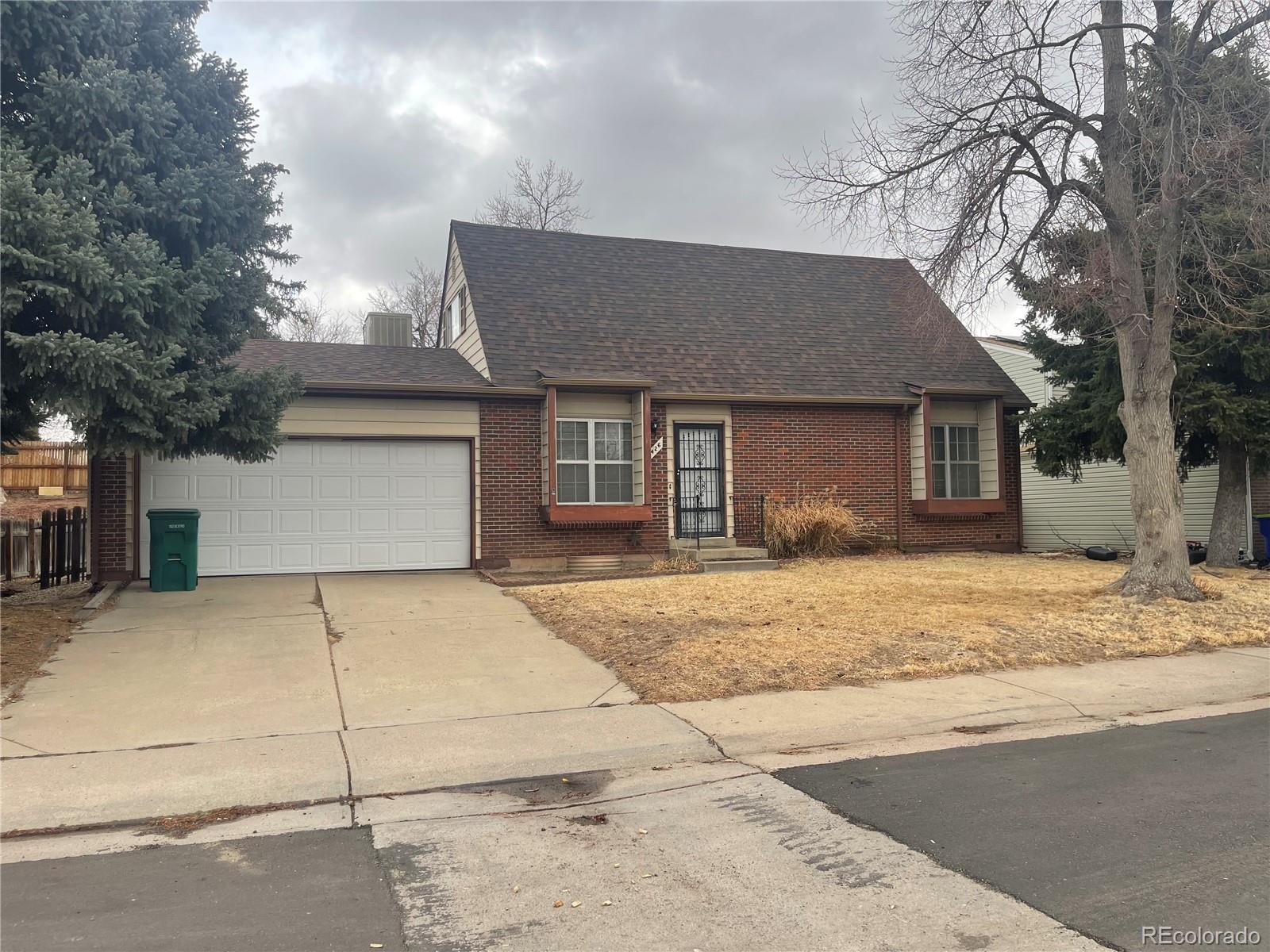 Pheasant Run Aurora Home | MLS #: 94280074426 S Eagle Circle, Aurora Beds: 4 Baths: 3 Price: $320,000