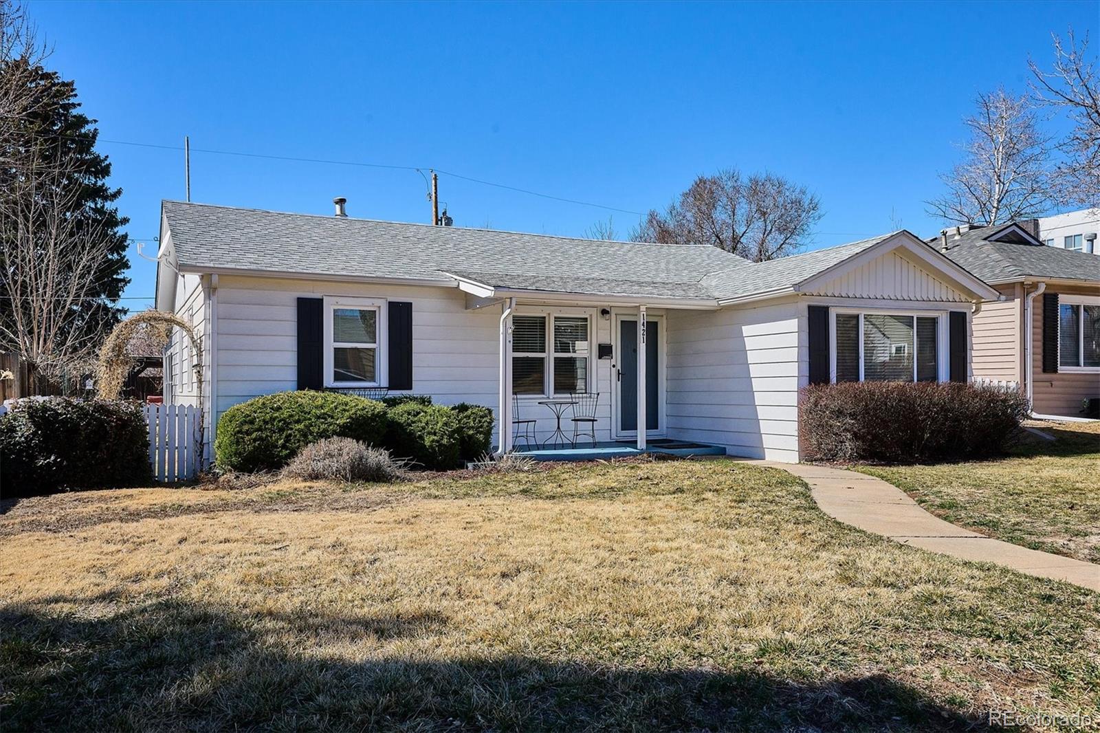 1421 s birch street, Denver sold home. Closed on 2026-05-28 for $560,000.
