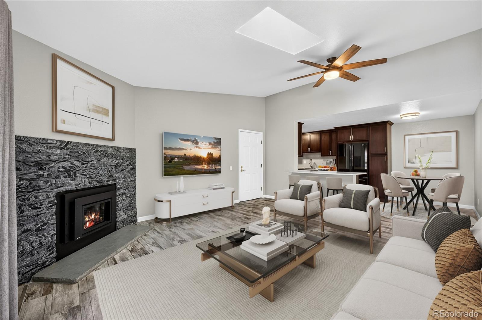 8225 fairmount drive, Denver sold home. Closed on 2026-04-10 for $274,900.