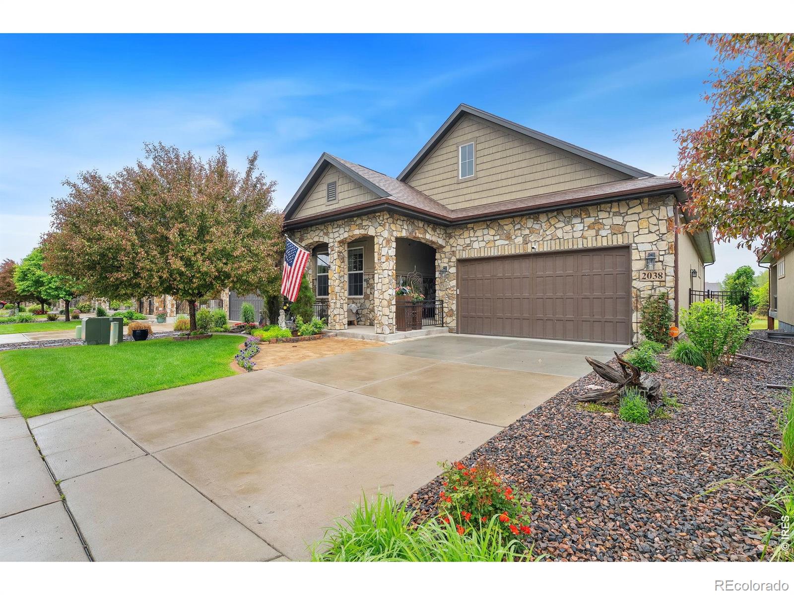 2038 vineyard drive, Windsor sold home. Closed on 2026-05-05 for $850,000.