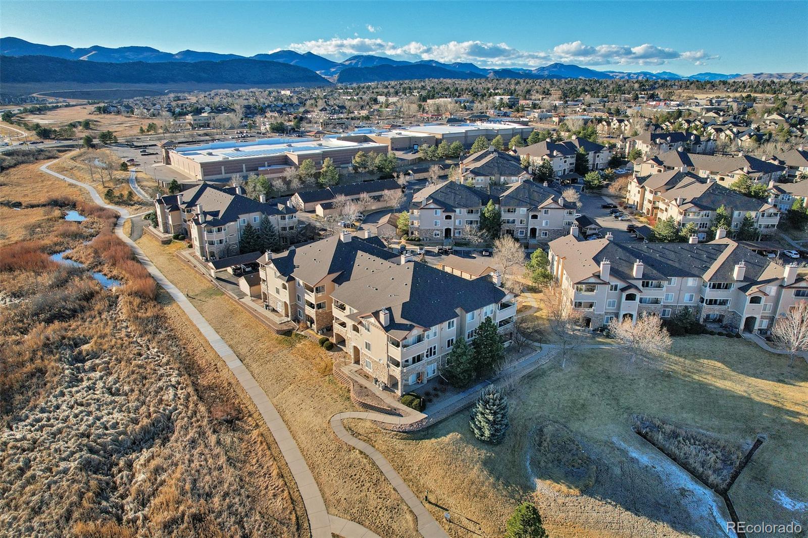 9538 w san juan circle, Littleton sold home. Closed on 2026-09-01 for $370,000.