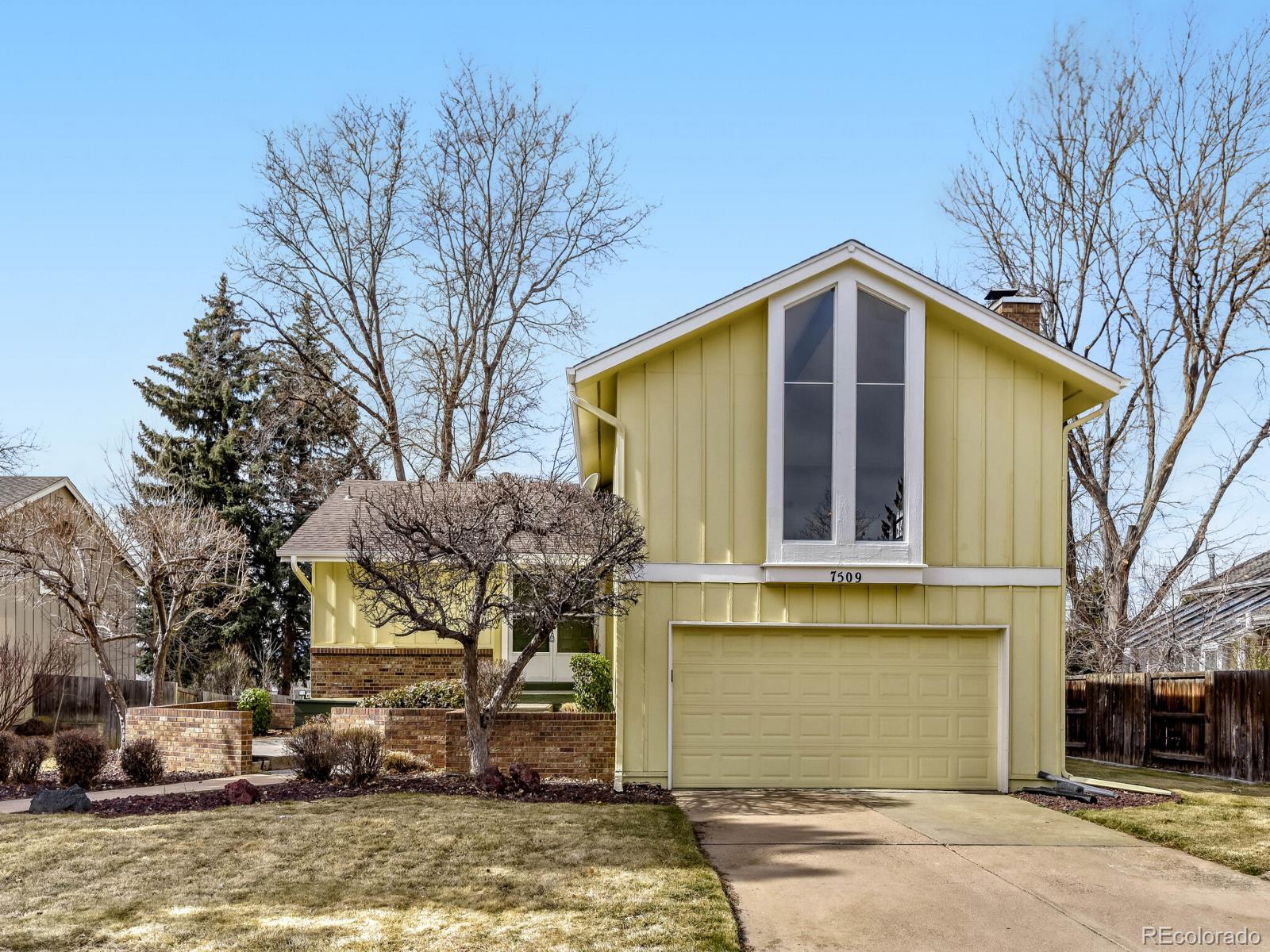 Willow Creek Centennial Home | MLS #: 91843587509 S Trenton Court, Centennial Beds: 3 Baths: 2 Price: $650,000