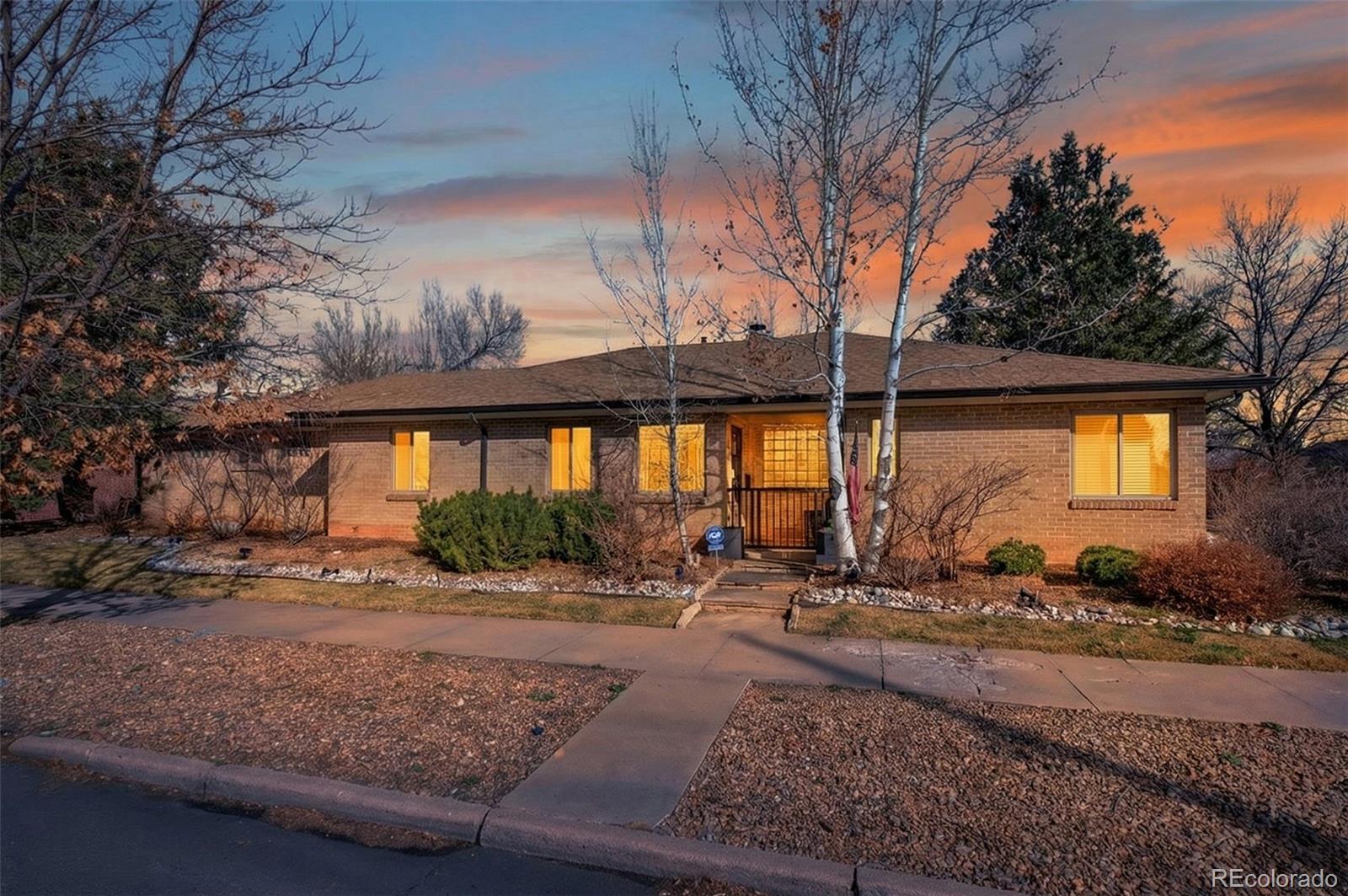 Mayfair Denver Home | MLS #: 31149761301 N Fairfax Street, Denver Beds: 2 Baths: 2 Price: $729,900
