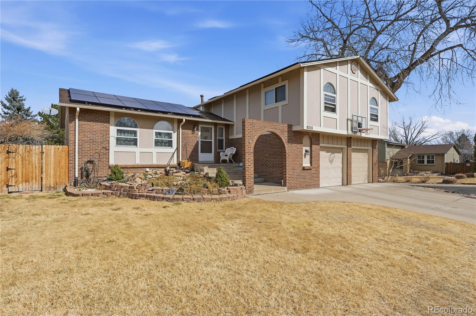  Broomfield Home | MLS #: 43167209235 W 91st Avenue, Broomfield Beds: 5 Baths: 4 Price: $675,000