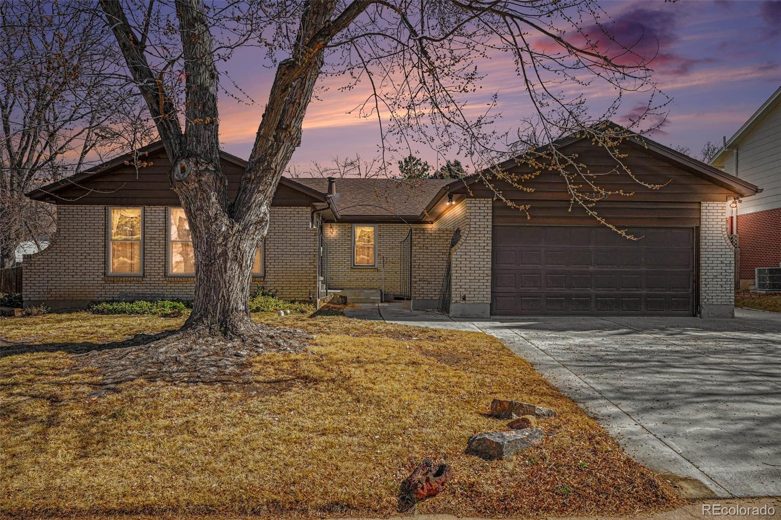 Southglenn Centennial Home | MLS #: 97261107110 S Franklin Way, Centennial Beds: 6 Baths: 3 Price: $524,900