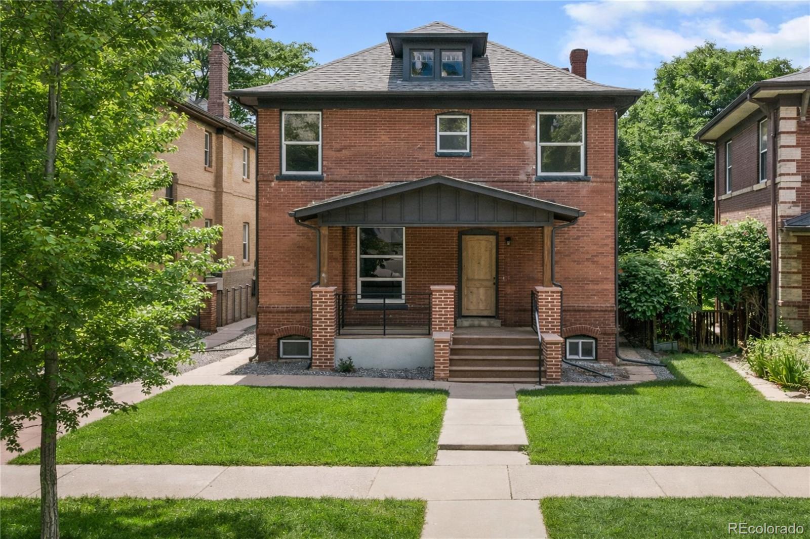 Clayton Denver Home | MLS #: 32485242849 N Vine Street, Denver Beds: 4 Baths: 4 Price: $1,000,000
