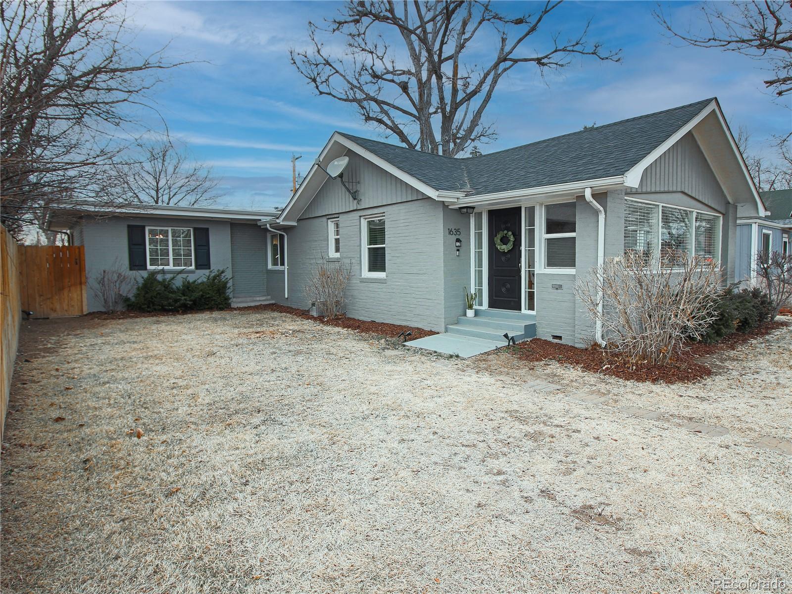 1635 s steele street, denver sold home. Closed on 2026-06-04 for $727,000.