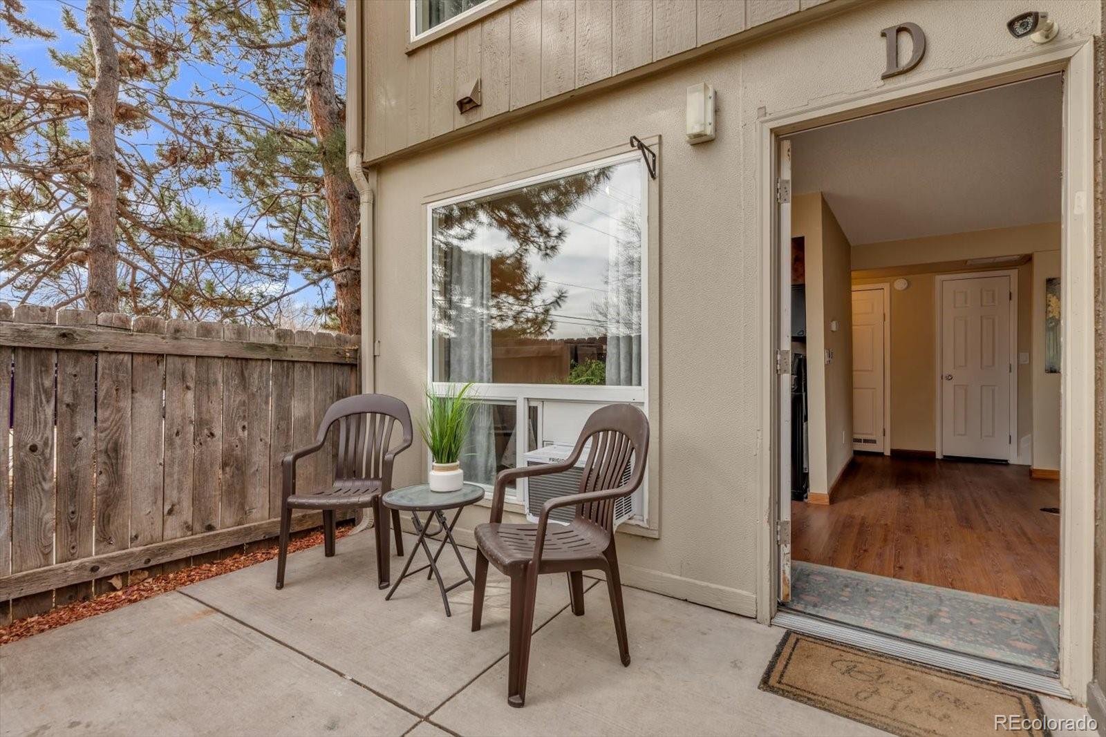  Lakewood Condo / Townhome | MLS #: 36778797373 W Florida Avenue 15D, Lakewood Beds: 2 Baths: 2 Price: $269,900