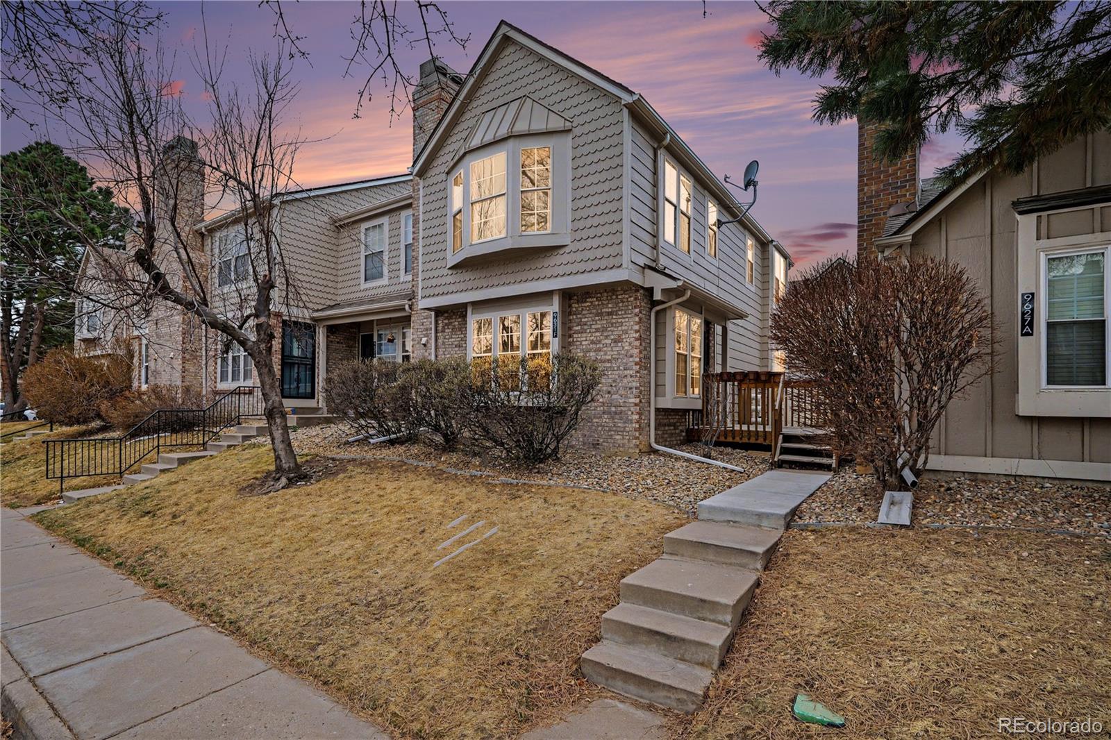 9631 w chatfield avenue, Littleton sold home. Closed on 2026-05-05 for $317,500.