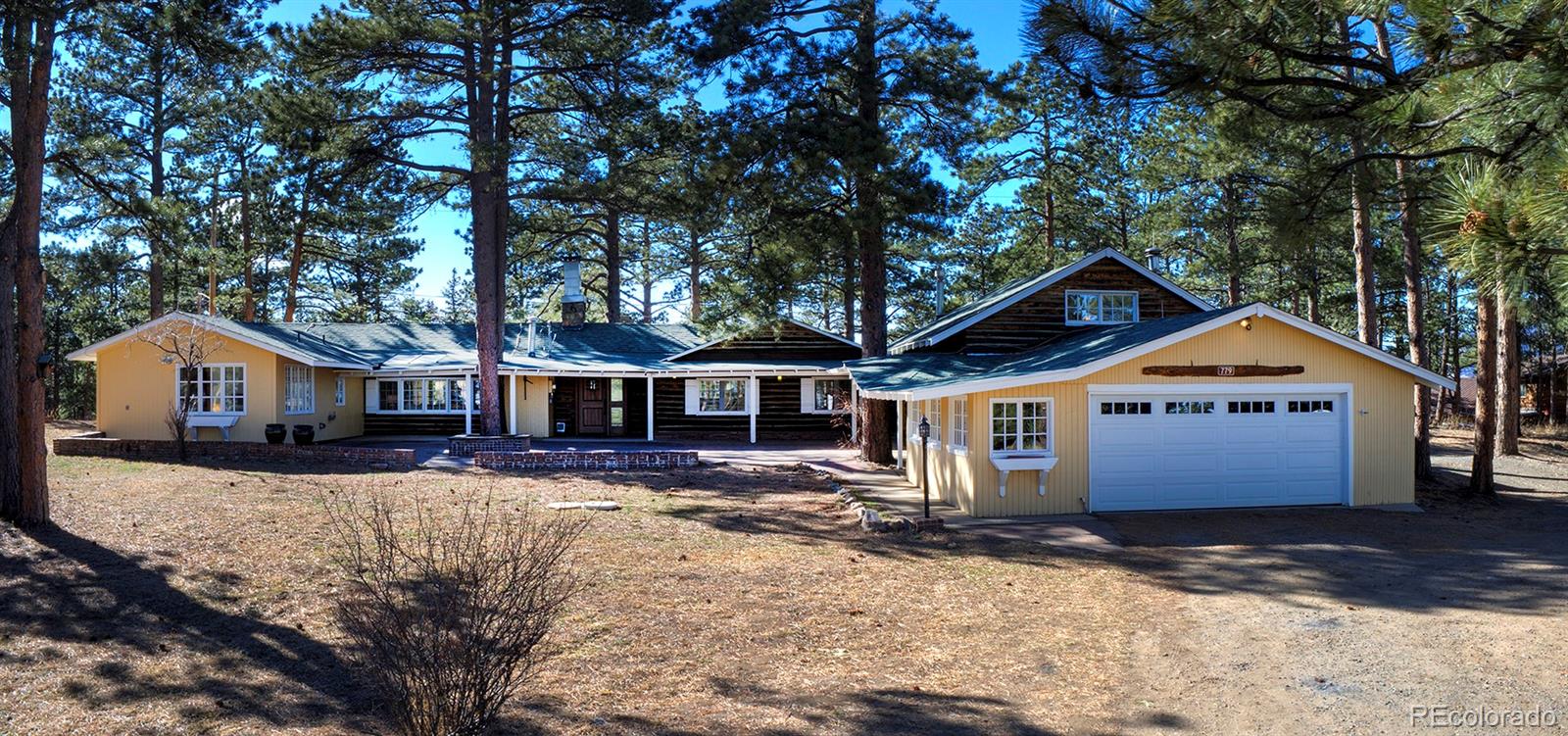  Golden Home | MLS #: 3146949779  Kinnikinnik Hill, Golden Beds: 3 Baths: 3 Price: $1,075,000