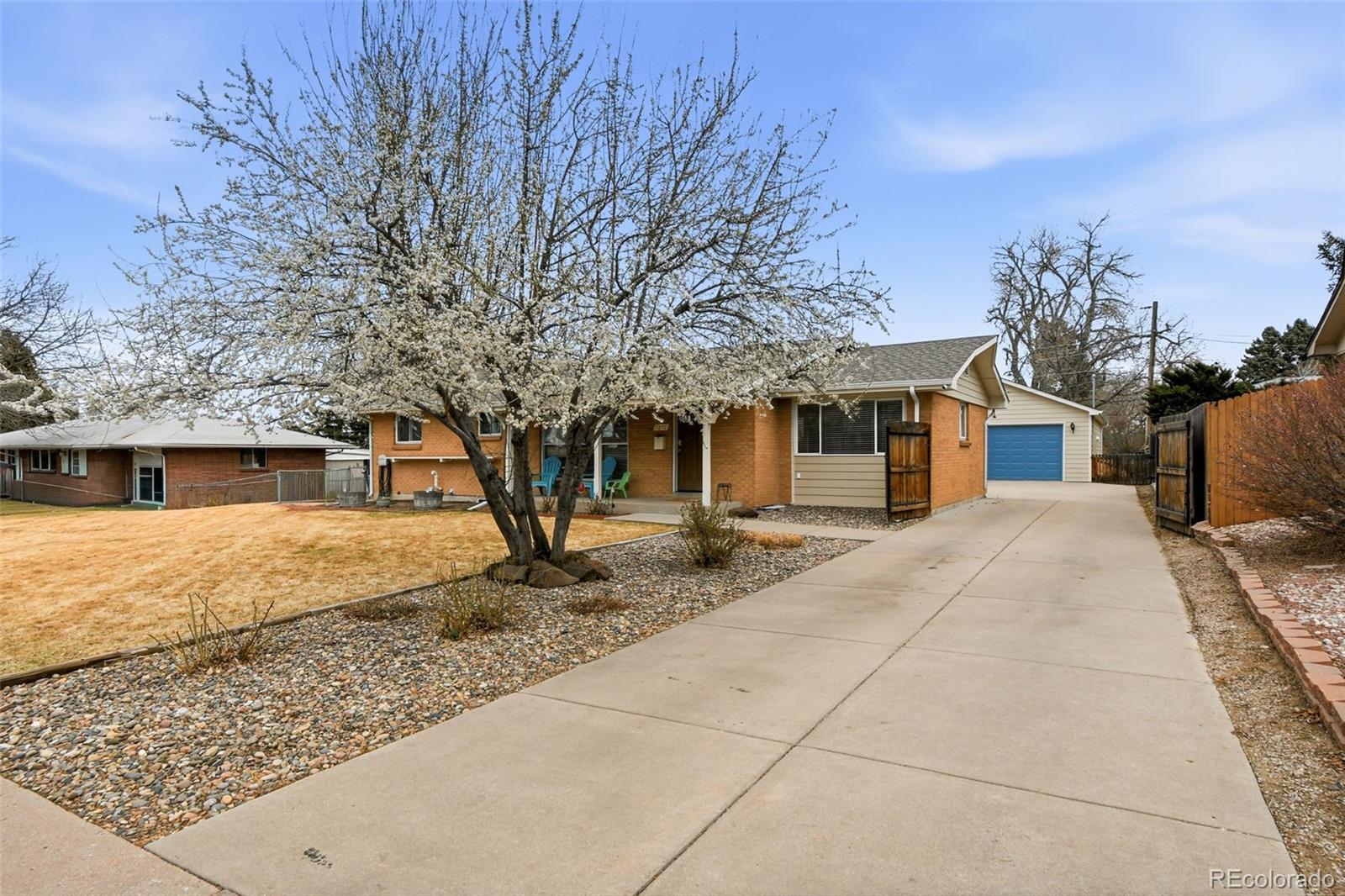 7270 s pennsylvania street, Centennial sold home. Closed on 2026-05-13 for $649,900.
