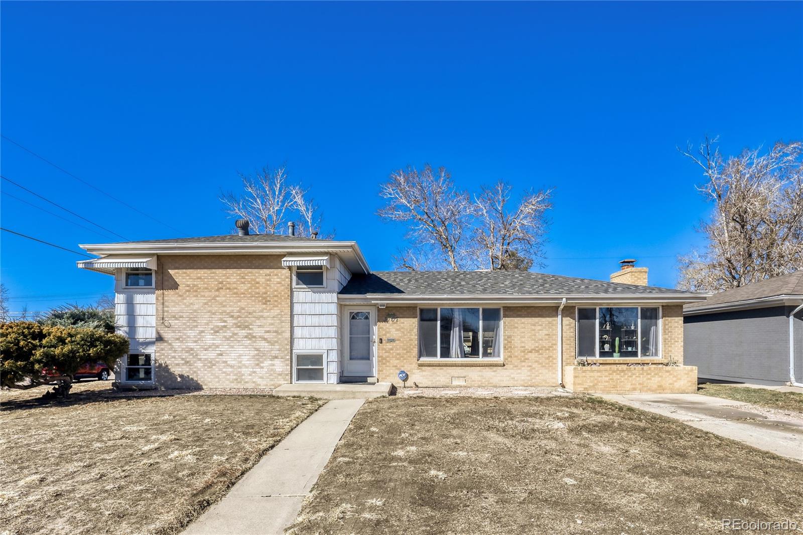 Morris Heights Aurora Home | MLS #: 43695303107  Xanadu Street, Aurora Beds: 4 Baths: 2 Price: $429,000