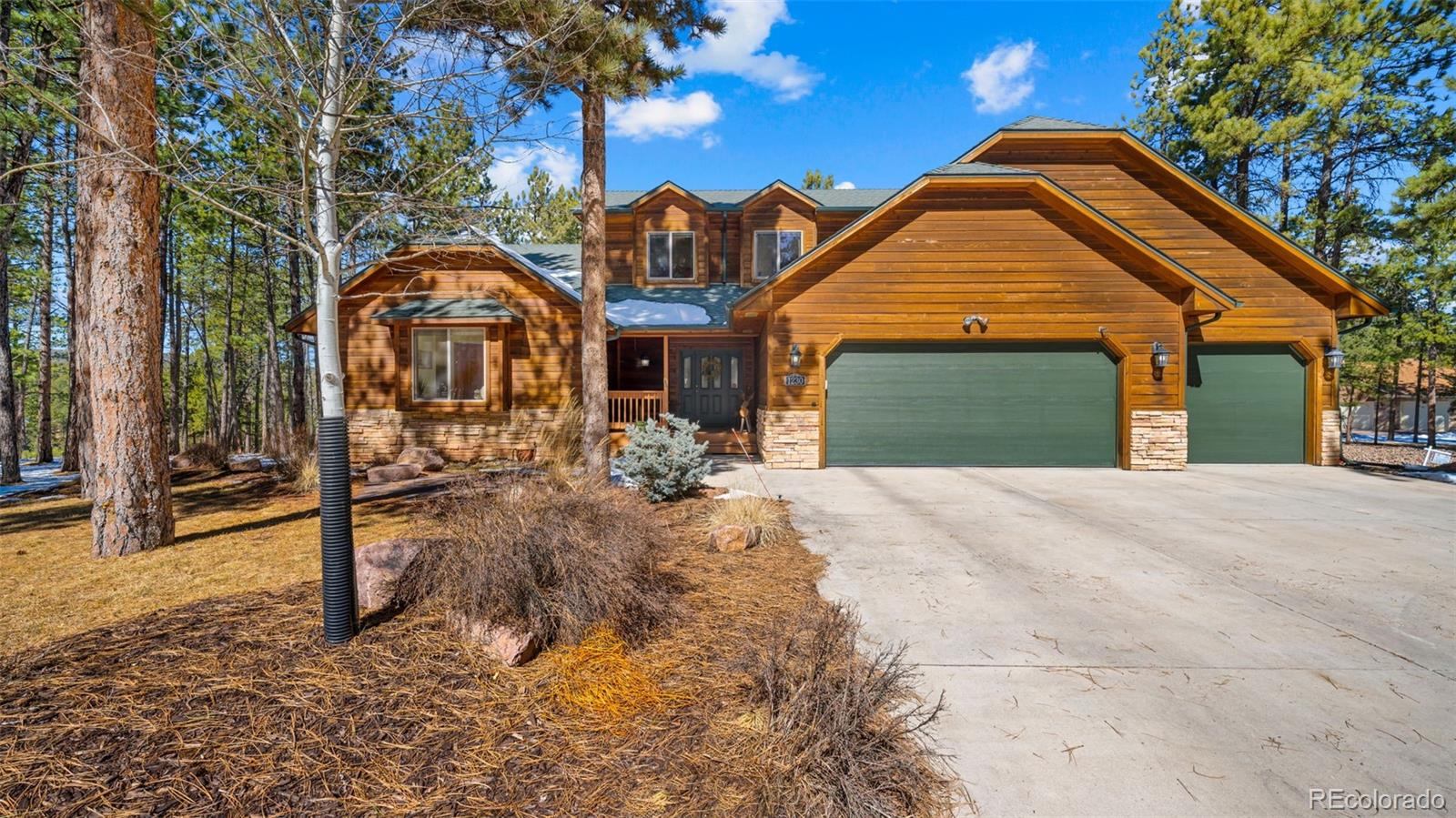 1230 woodland valley ranch drive, Woodland Park sold home. Closed on 2026-05-01 for $750,000.
