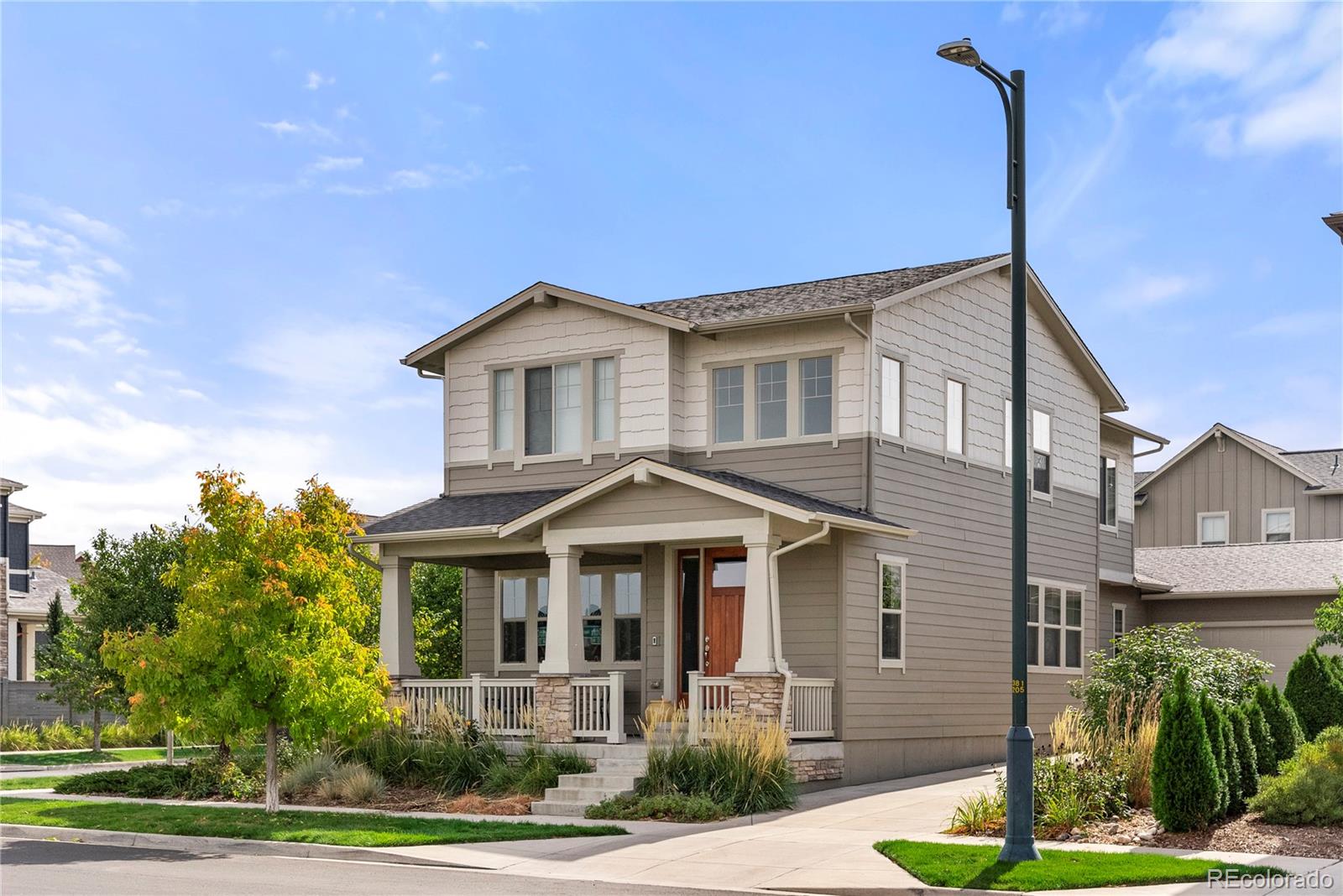  Denver Home | MLS #: 33015638598 E 50th Avenue, Denver Beds: 4 Baths: 4 Price: $975,000