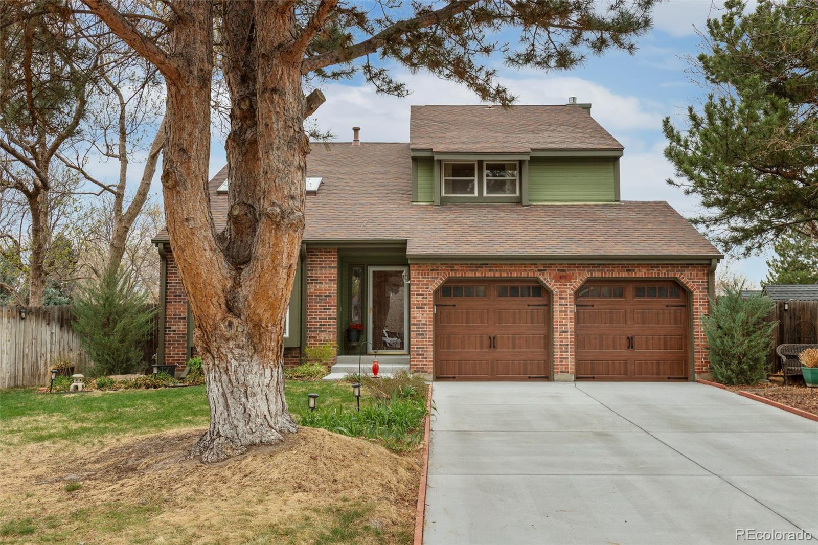 Woodgate Aurora Home | MLS #: 80896874713 S Fraser Street, Aurora Beds: 3 Baths: 3 Price: $624,900