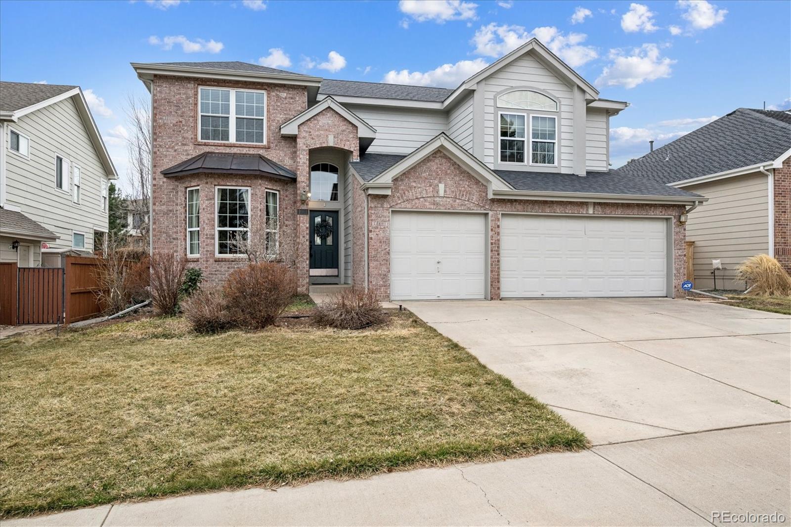  Englewood Home | MLS #: 29623699601 E Caley Circle, Englewood Beds: 3 Baths: 4 Price: $875,000