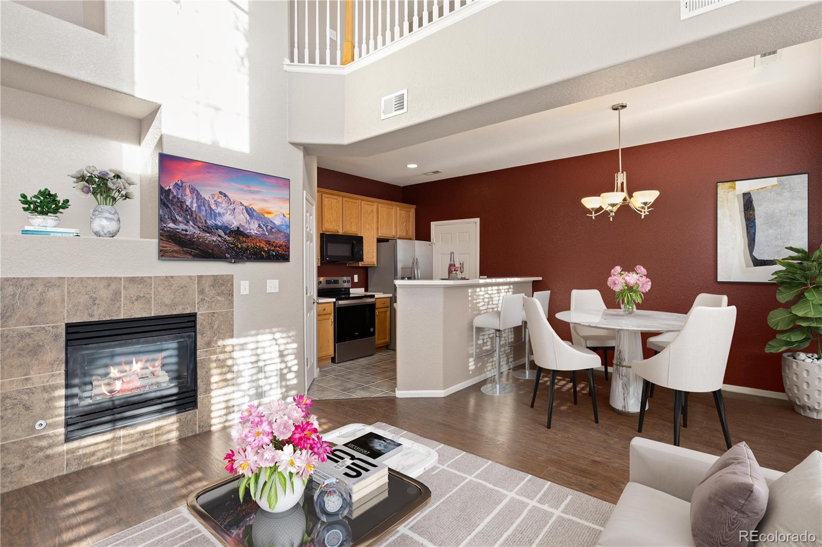Prairie Ridge Aurora Condo / Townhome | MLS #: 38672646701 S Versailles Way 106, Aurora Beds: 2 Baths: 3 Price: $359,000