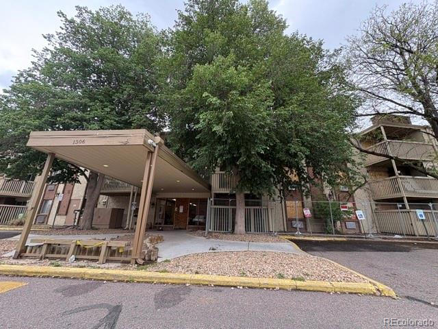 1304 s parker road, Denver sold home. Closed on 2026-08-17 for $56,000.