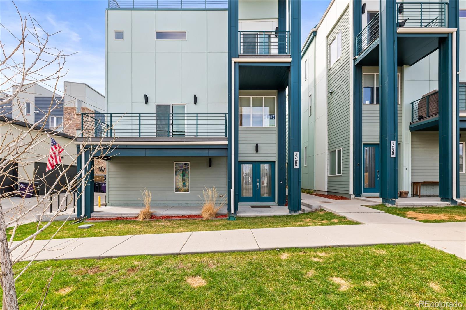 Sloans Lake Denver Home | MLS #: 98018093220 W 20th Street, Denver Beds: 2 Baths: 3 Price: $675,000