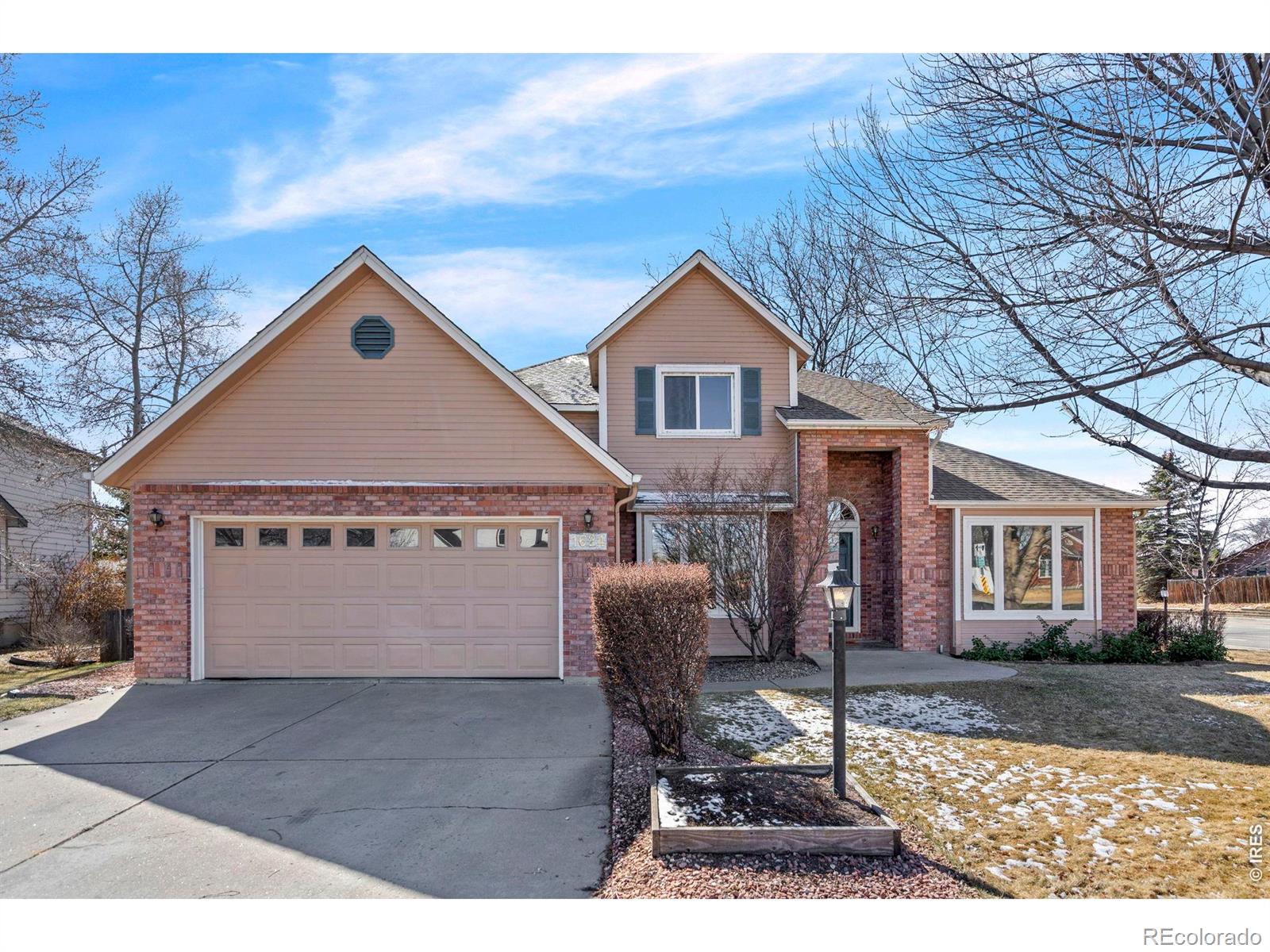 Lakes Place Loveland Home | MLS #: 45678910533831624  Park Drive, Loveland Beds: 4 Baths: 3 Price: $625,000