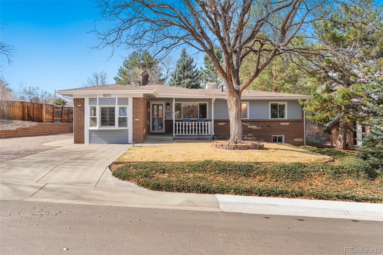 5073 s newton street, Littleton sold home. Closed on 2026-03-30 for $655,000.